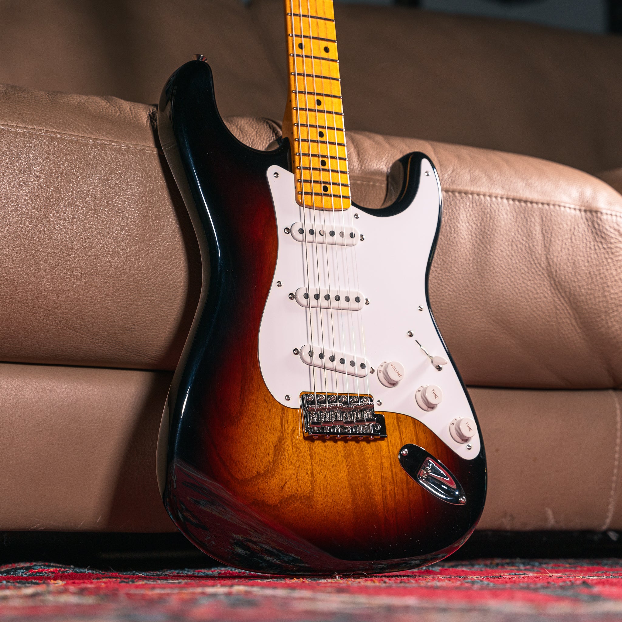 Fender Custom Shop LTD 70th Anniversary '54 Stratocaster NOS in Wide-Fade 2-Color Sunburst, Pre-Owned