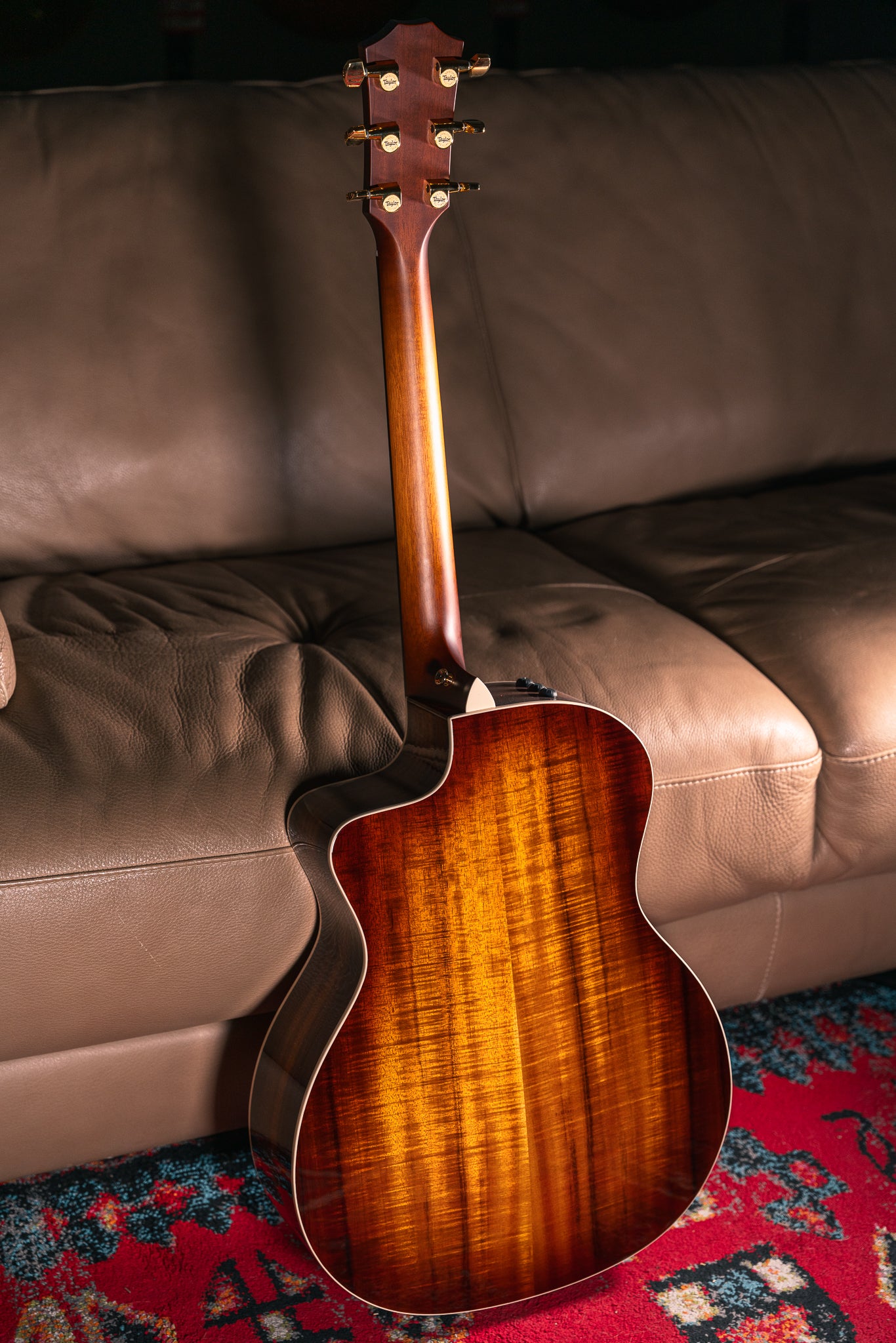Taylor 214ce-K DLX Special Edition in Honeyburst