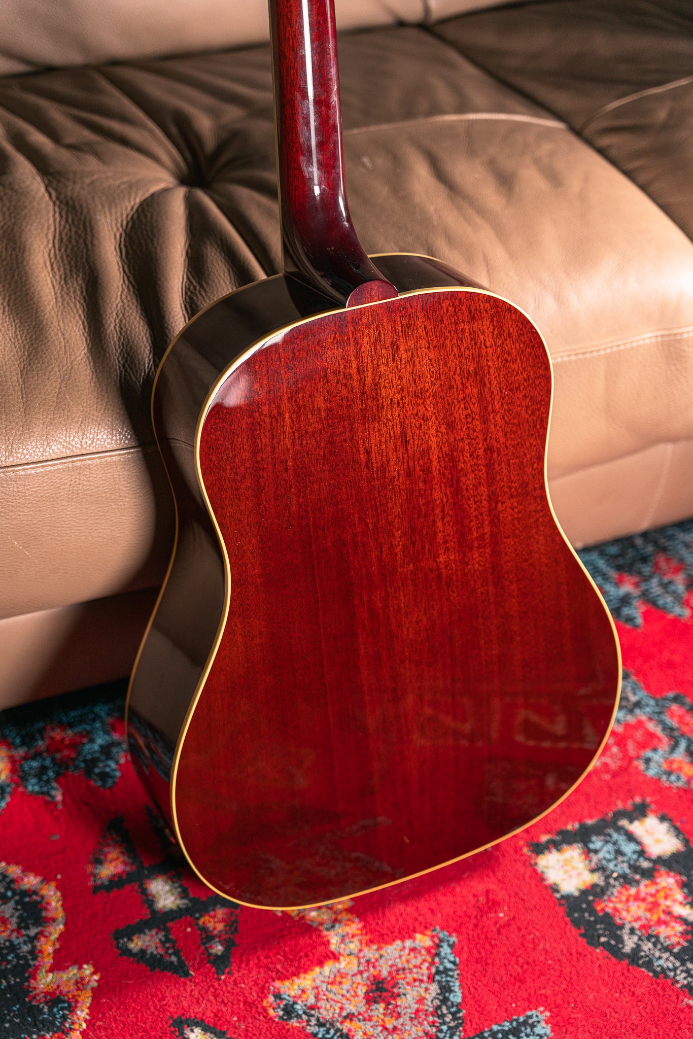 Gibson J-160E in Vintage Sunburst