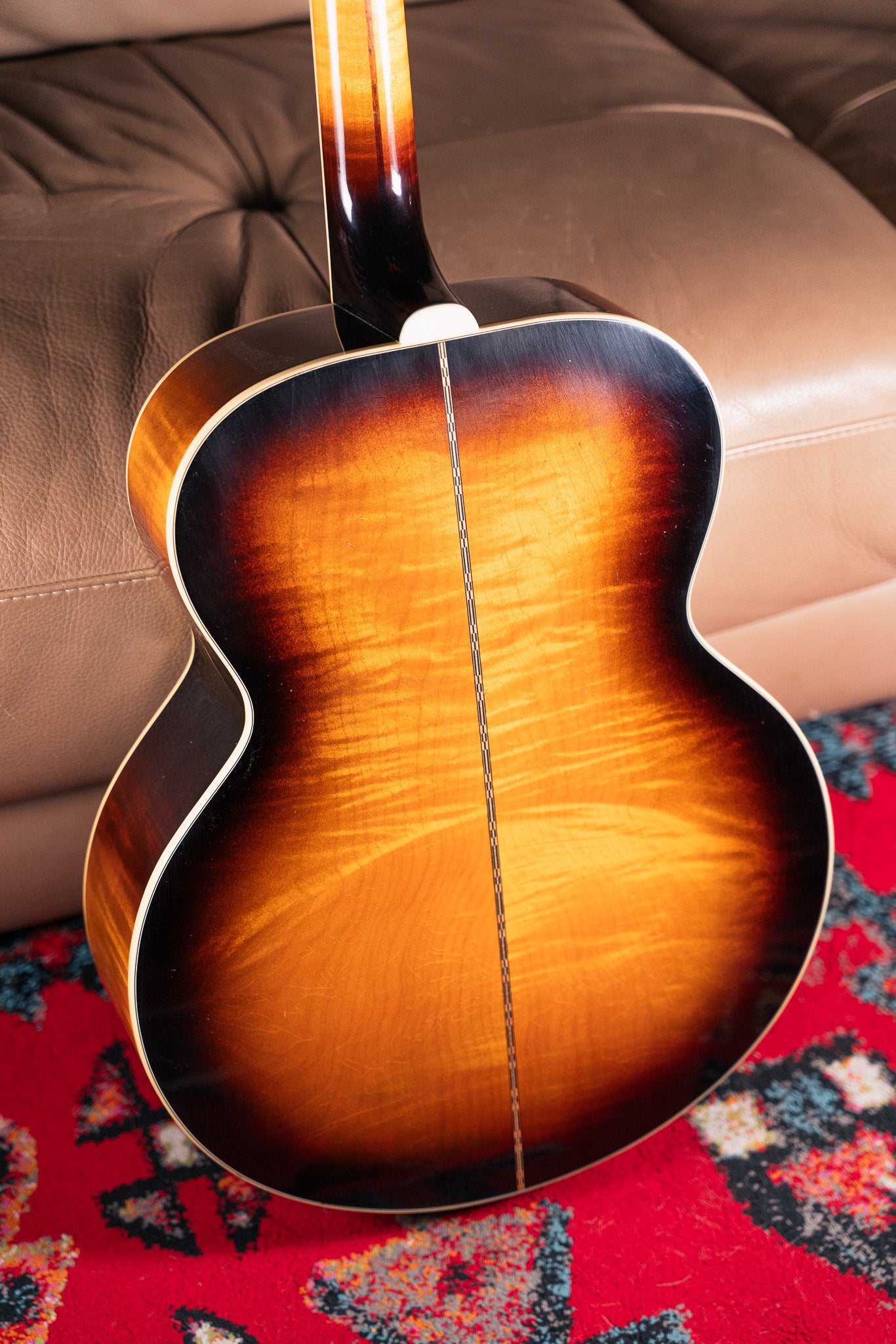 Gibson Custom '57 SJ-200 Reissue Light Aged in Vintage Sunburst
