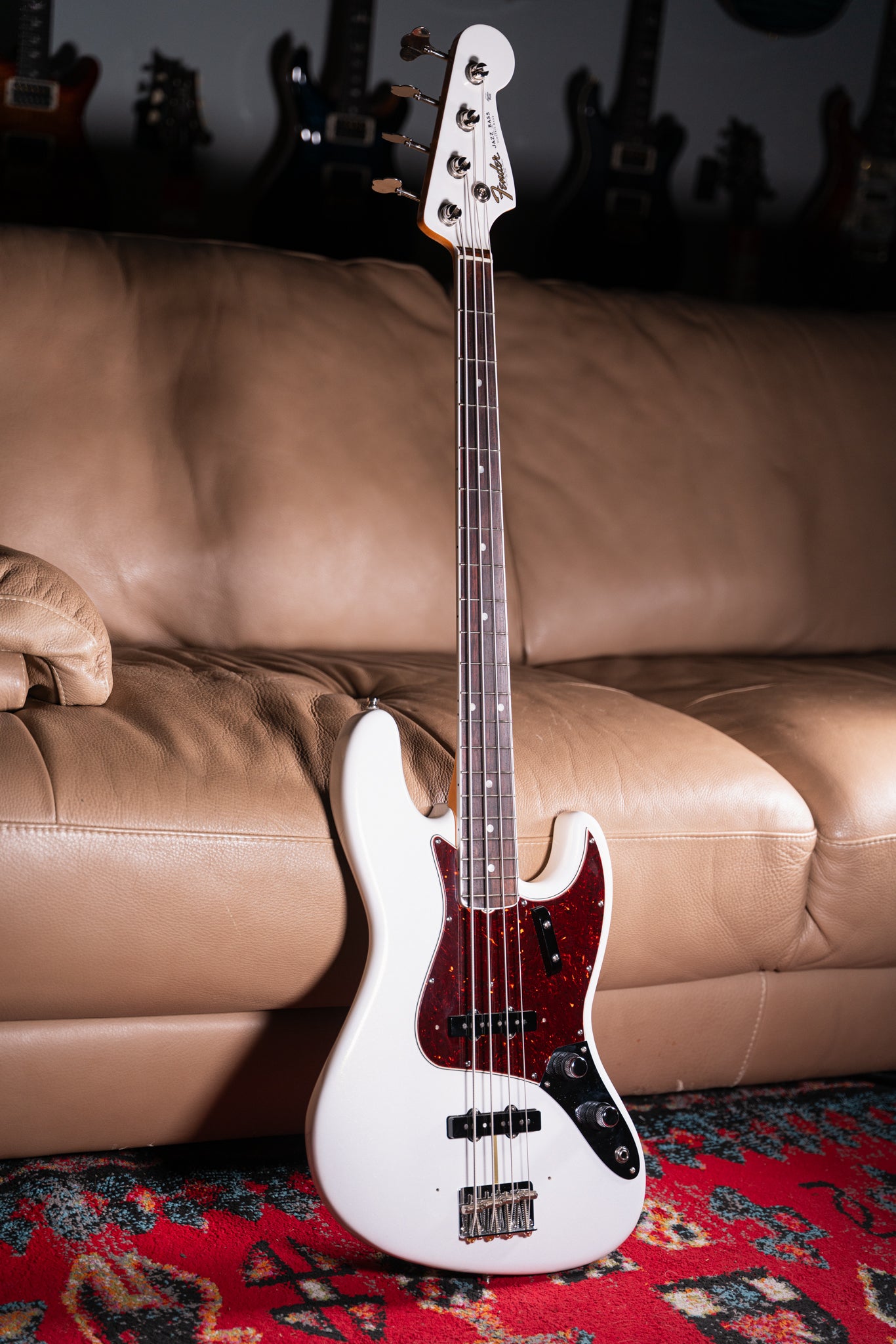 Fender - 2021 - 60th Anniversary Jazz Bass in Arctic Pearl