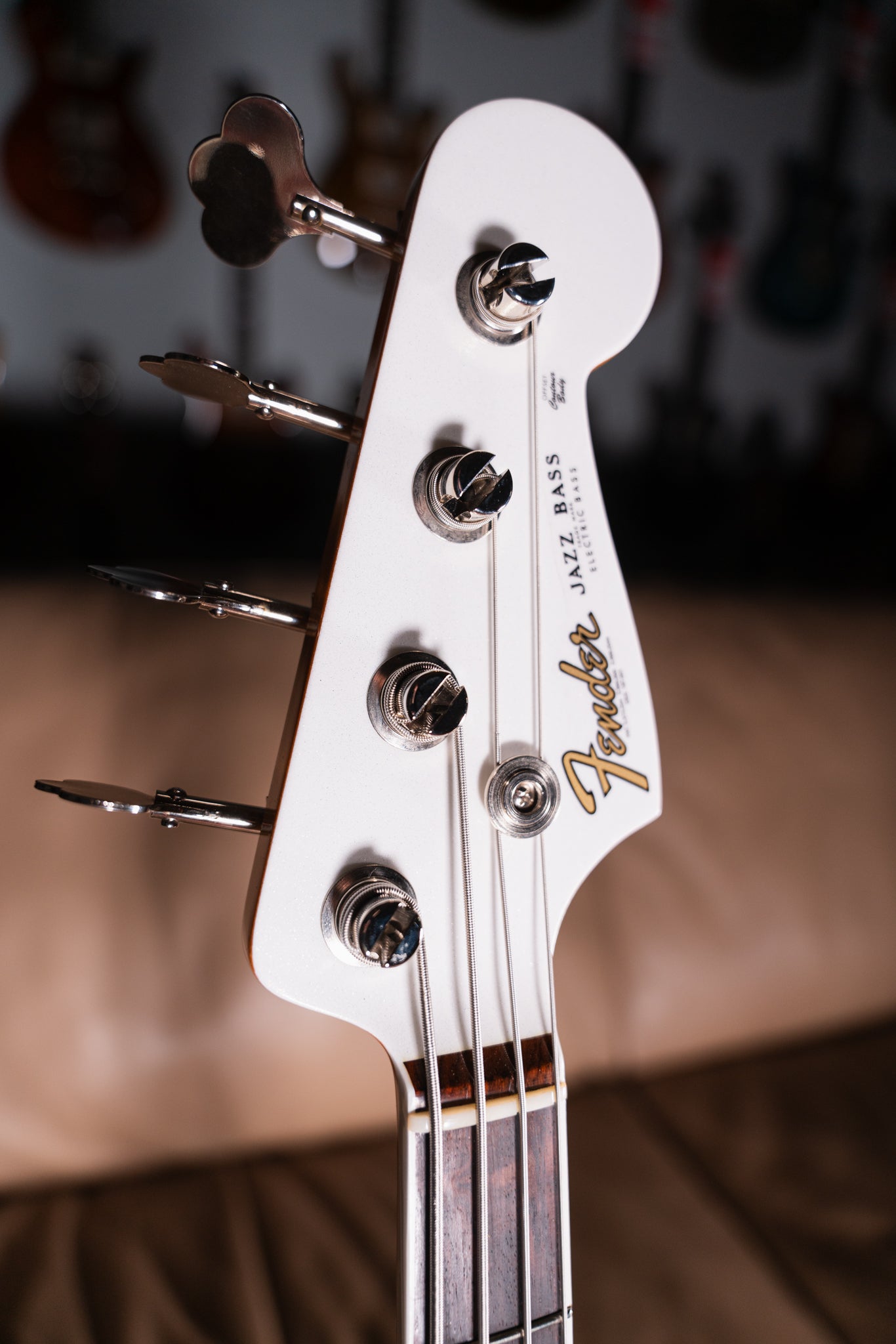Fender - 2021 - 60th Anniversary Jazz Bass in Arctic Pearl