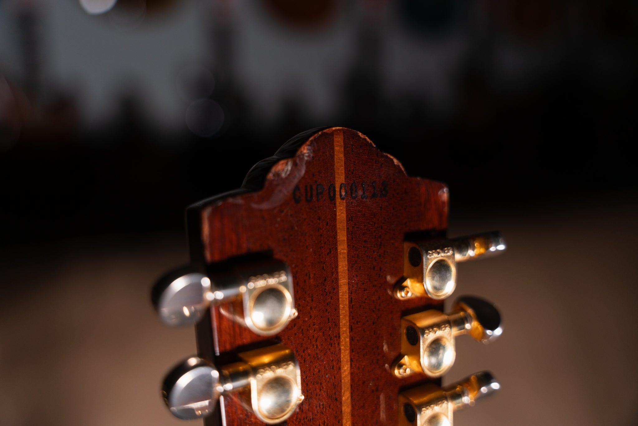 Guild F512 12 String '00-'01 Pre-Owned