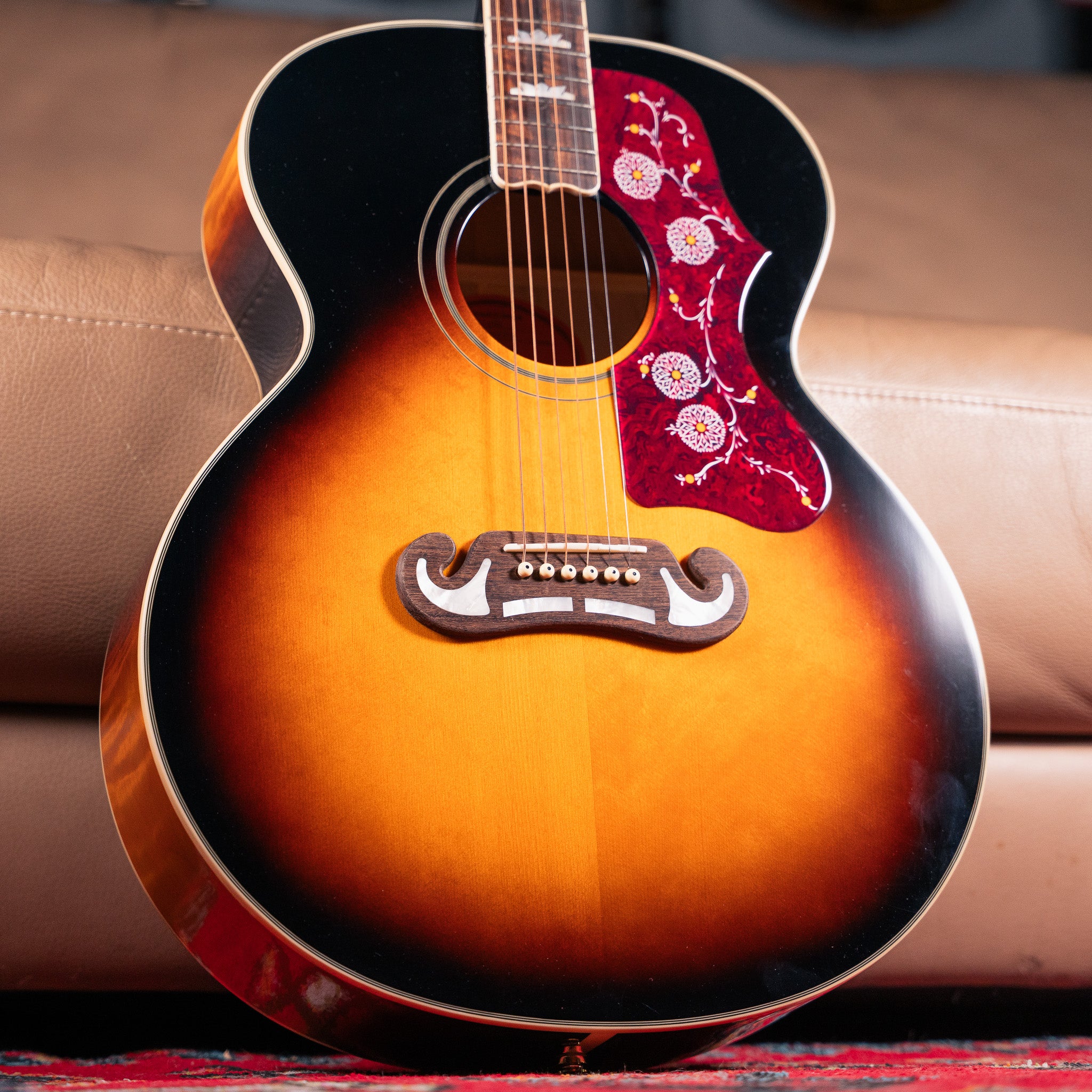 Epiphone Masterbilt J-200 Aged Vintage Sunburst Gloss エピフォン Epiphone J-200 in Aged Vintage Sunburst Gloss – Lidgett Music