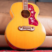 Epiphone J-200 in Aged Antique Natural Gloss