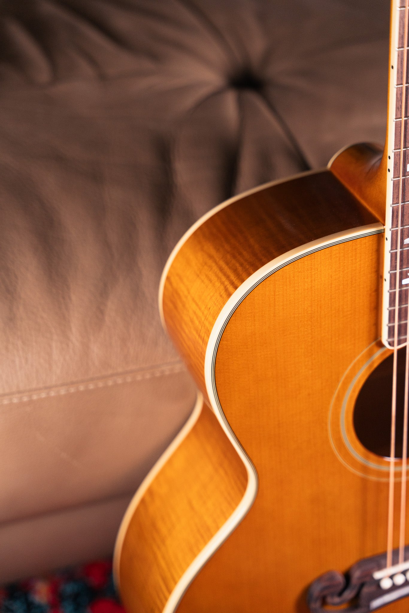 Epiphone IGC '57 SJ-200 Reissue in Antique Natural
