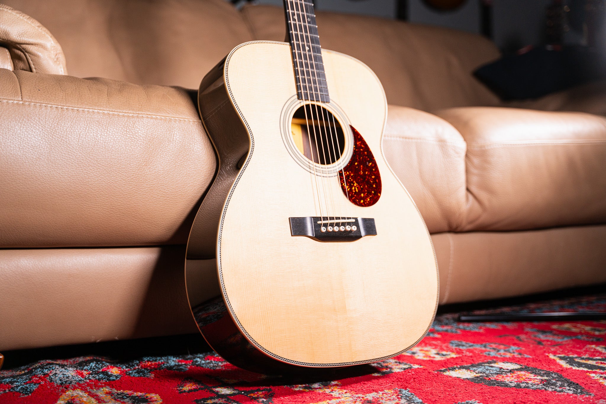 Eastman E20OM Pre-Owned with Case