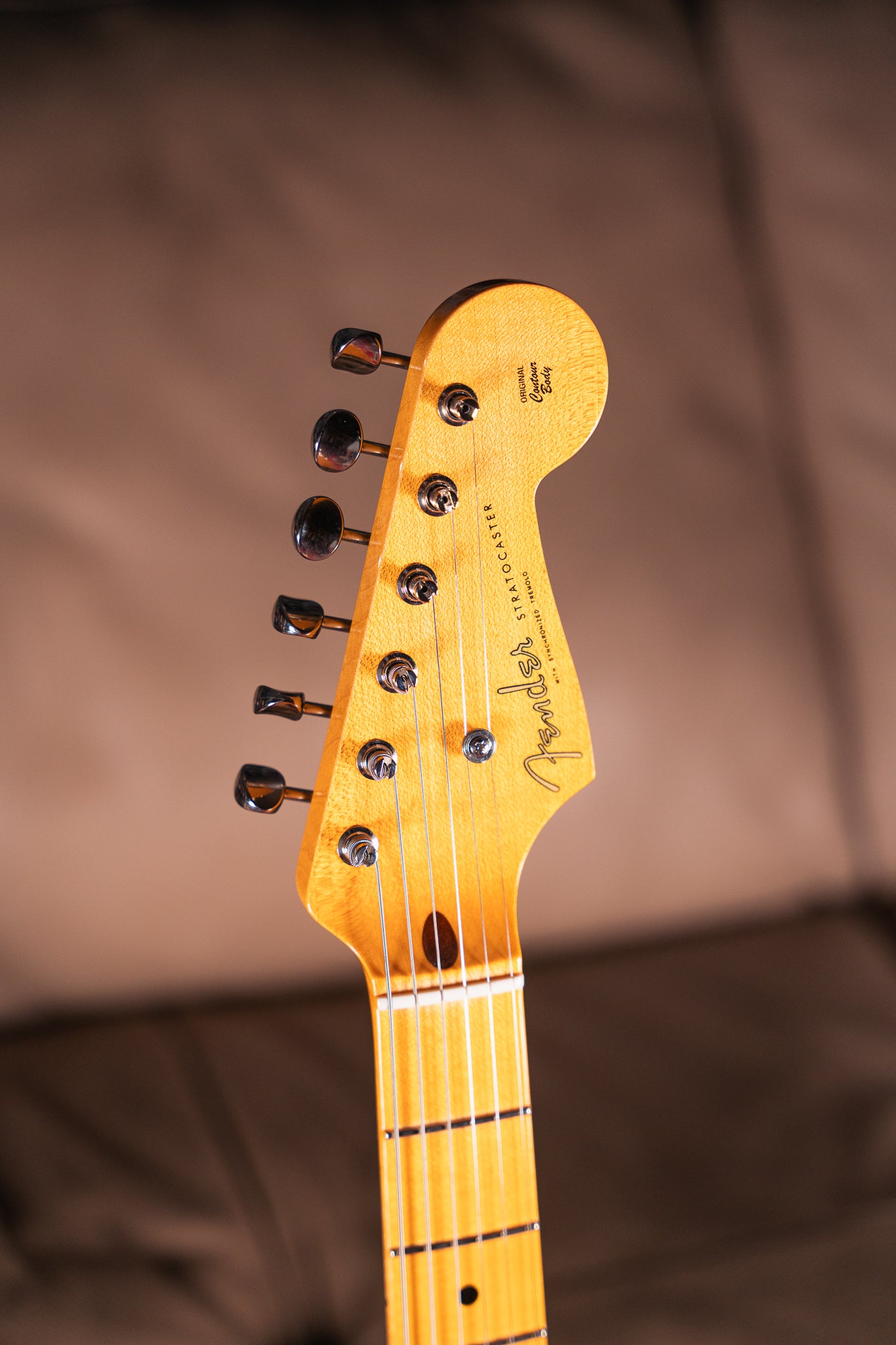 Fender Custom Shop LTD 70th Anniversary '54 Stratocaster NOS in Wide-Fade 2-Color Sunburst, Pre-Owned