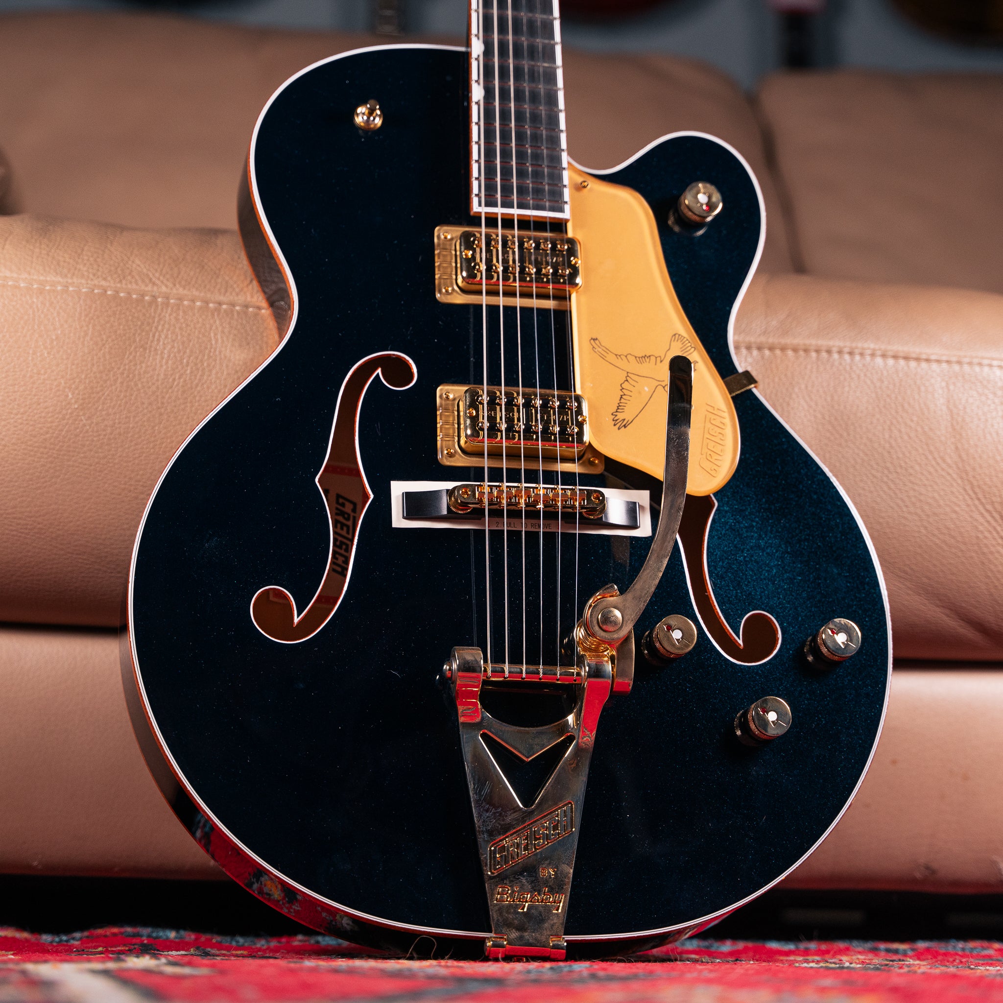 Gretsch - 2022 - G6136TG Player's Edition Falcon in Midnight Sapphire, Pre-Owned