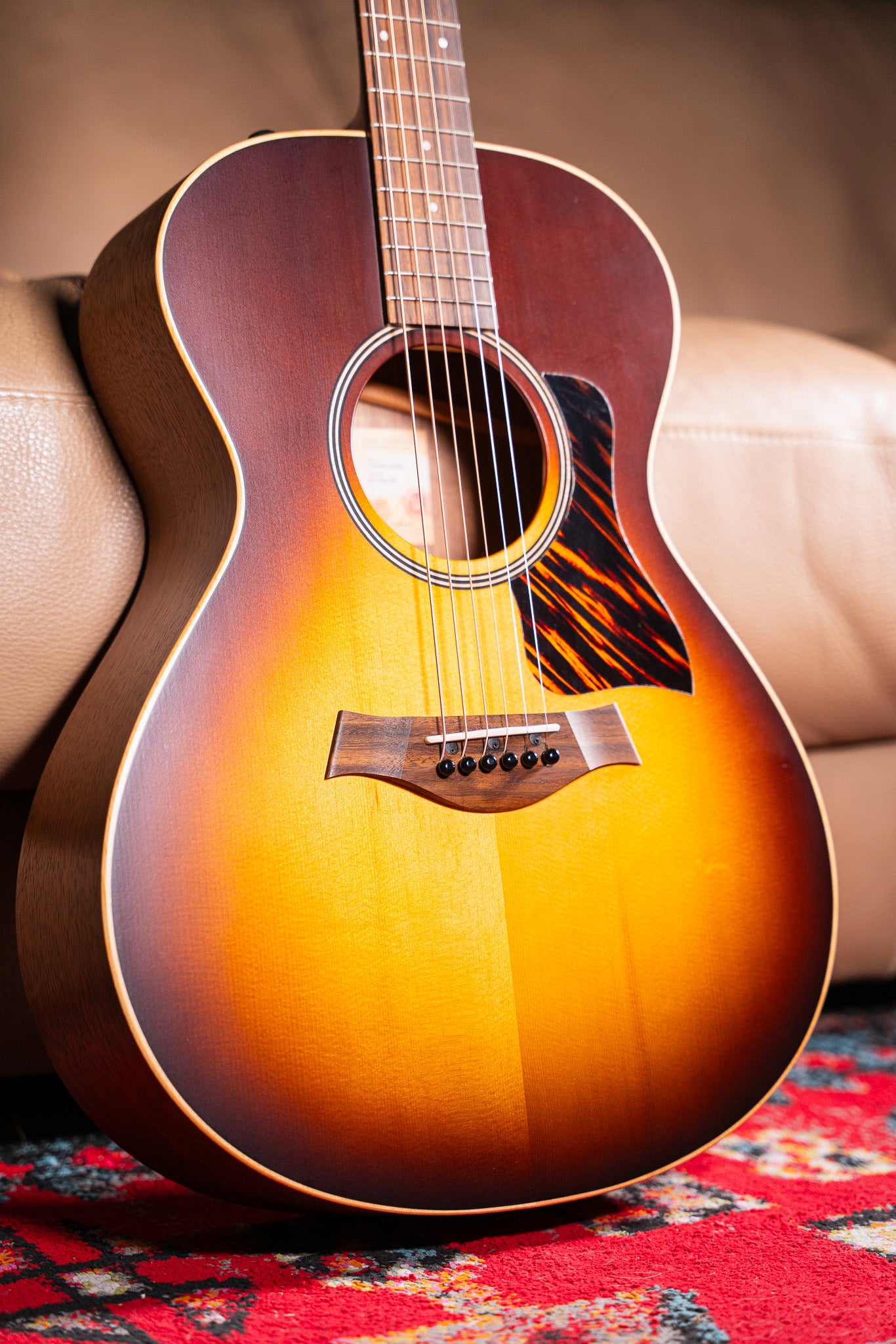 Taylor AD12e – SB Pre-Owned