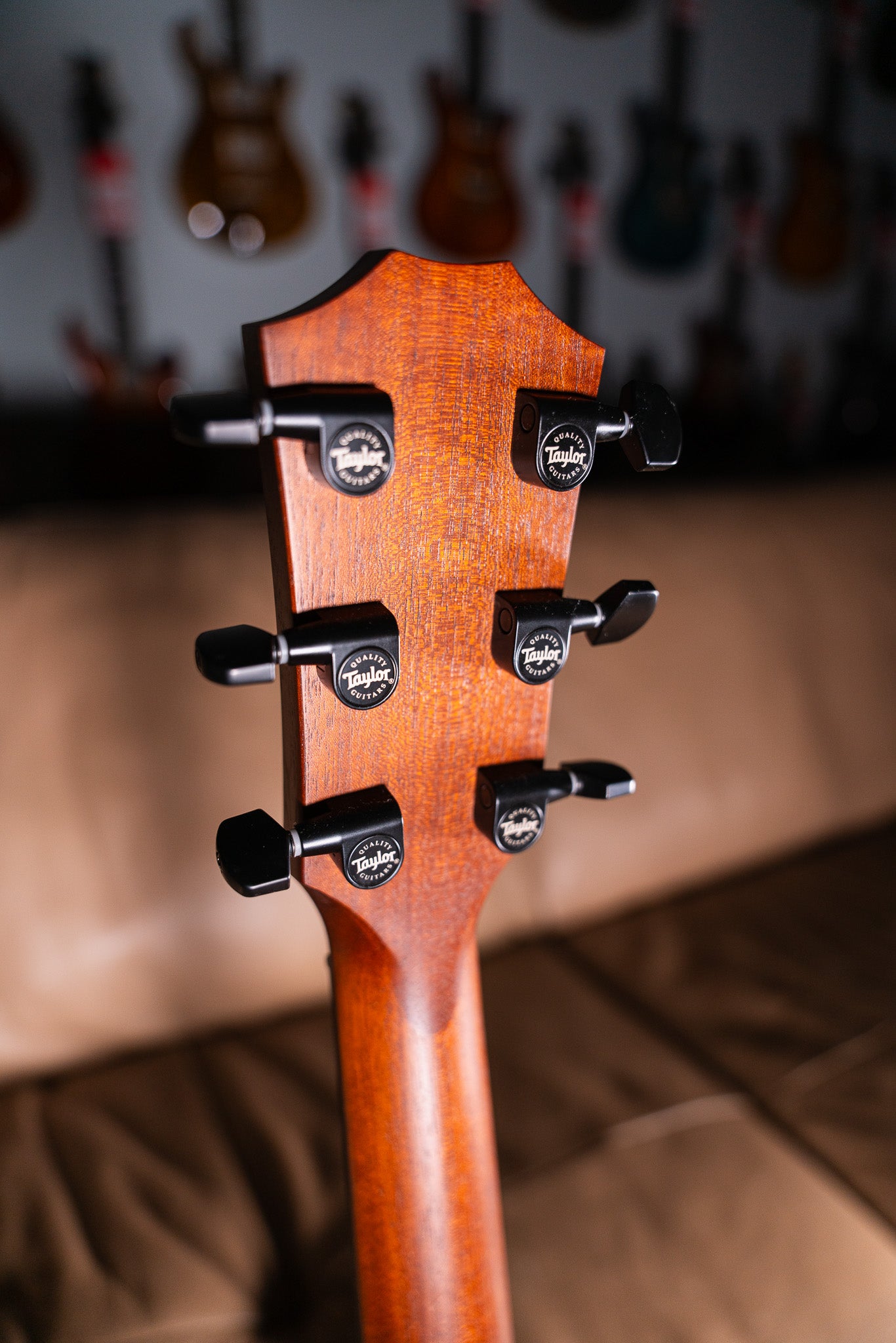 Taylor AD12e – SB Pre-Owned