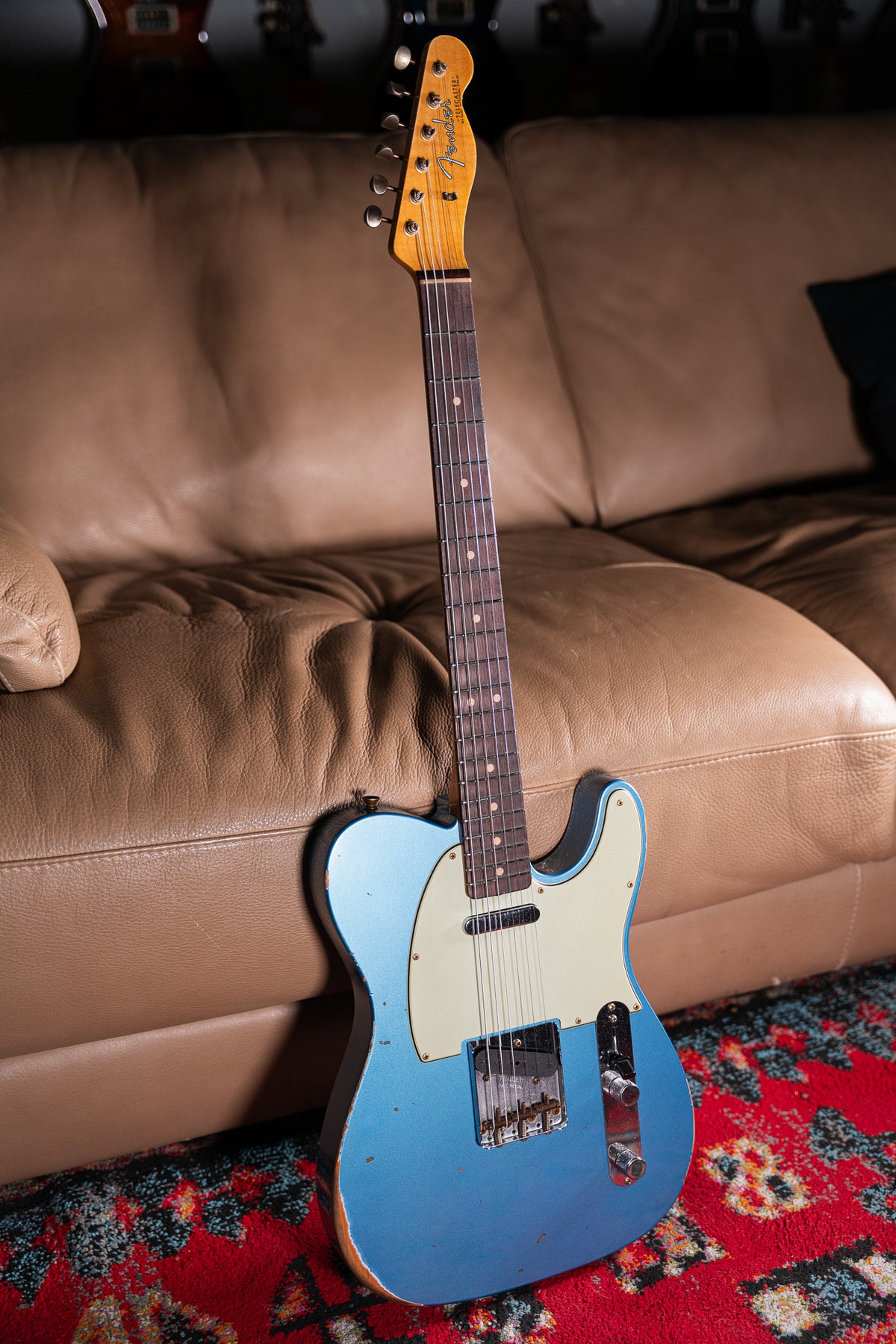 Fender Custom Shop 1963 TELECASTER® RELIC® Aged Lake Placid Blue