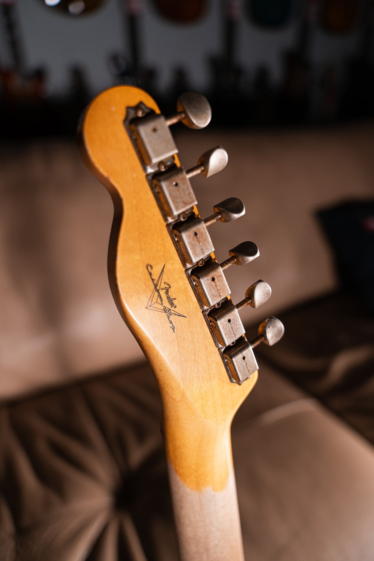 Fender Custom Shop 1963 TELECASTER® RELIC® Aged Lake Placid Blue