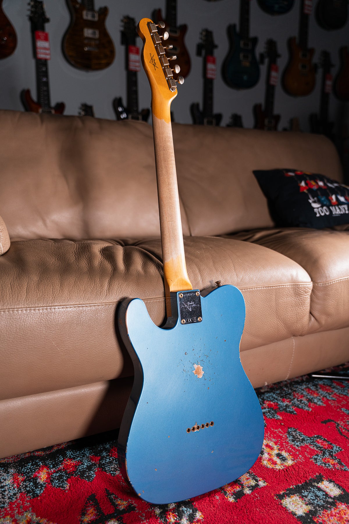 Fender Custom Shop 1963 TELECASTER® RELIC® Aged Lake Placid Blue
