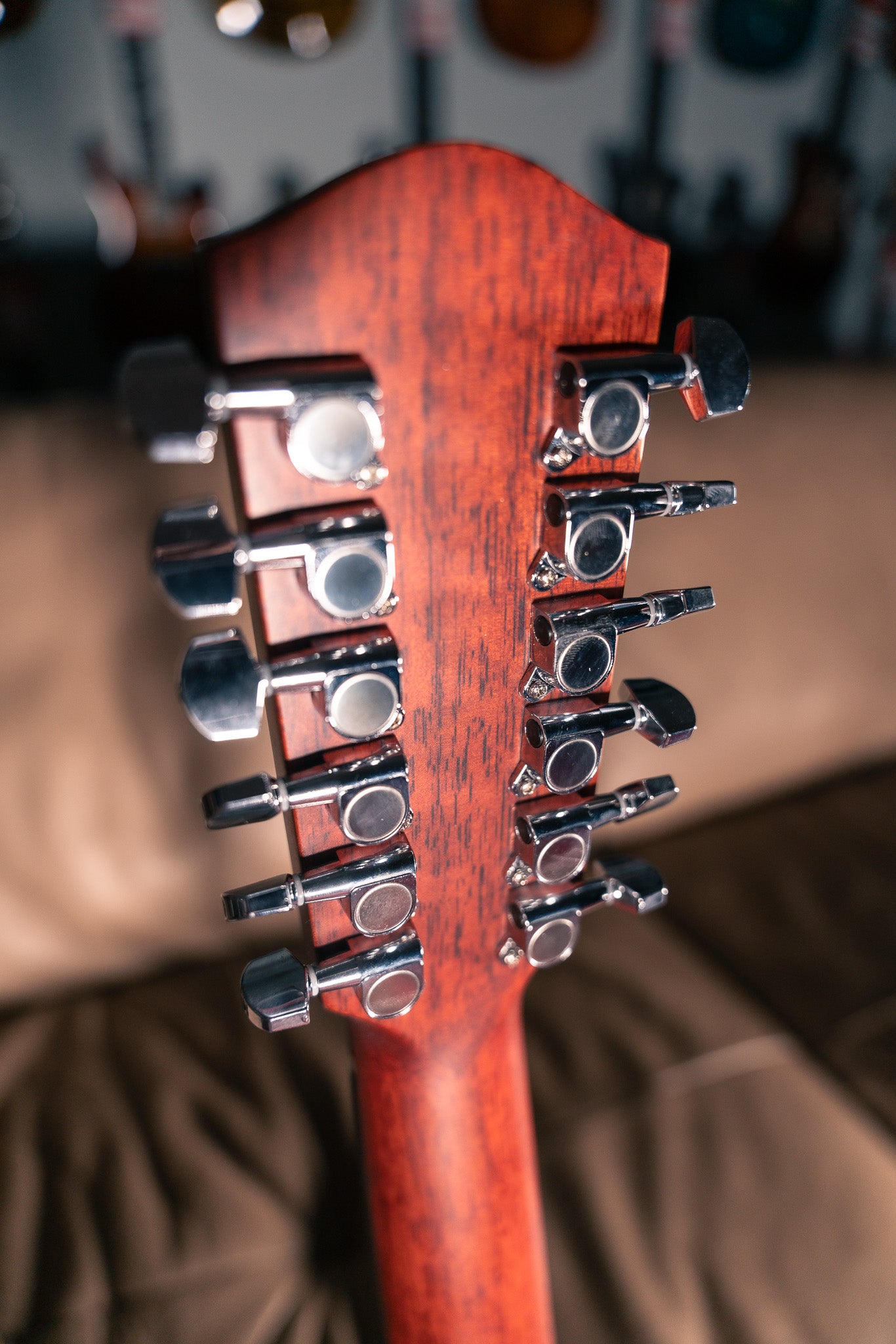 Eastman EID–12–DLX