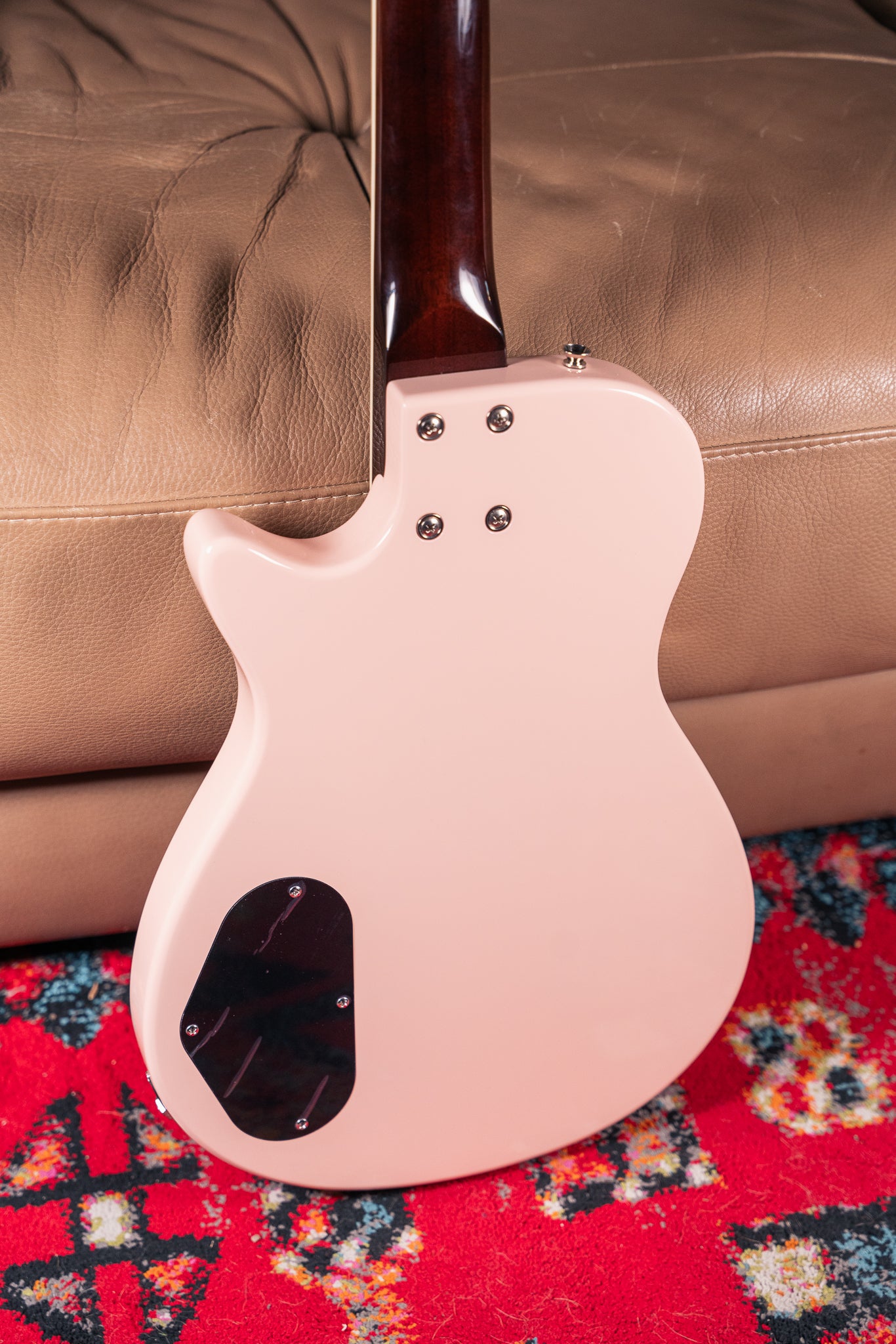 Gretsch Streamliner Jet Club Bass in Shell Pink