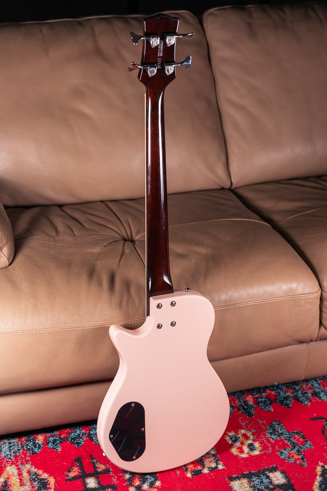 Gretsch Streamliner Jet Club Bass in Shell Pink
