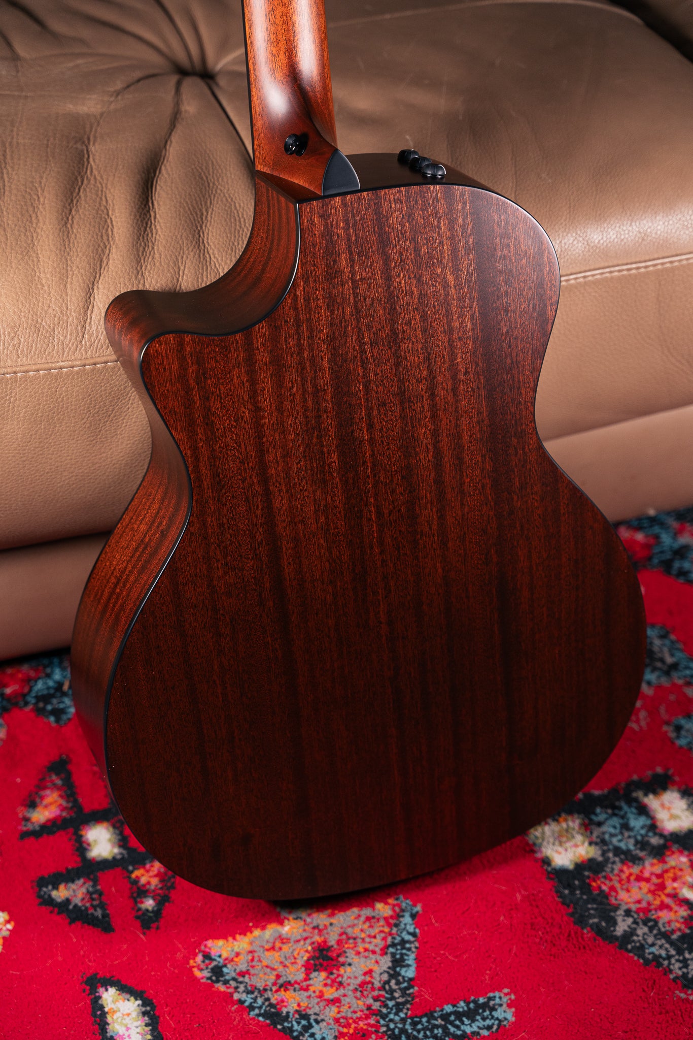 Taylor 354ce