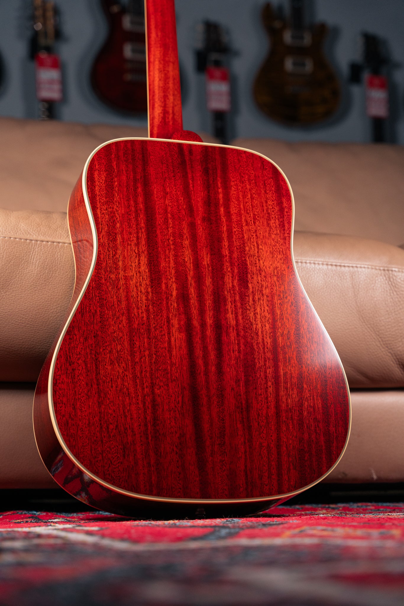 Epiphone IBGC '60 Hummingbird in Heritage Cherry Sunburst