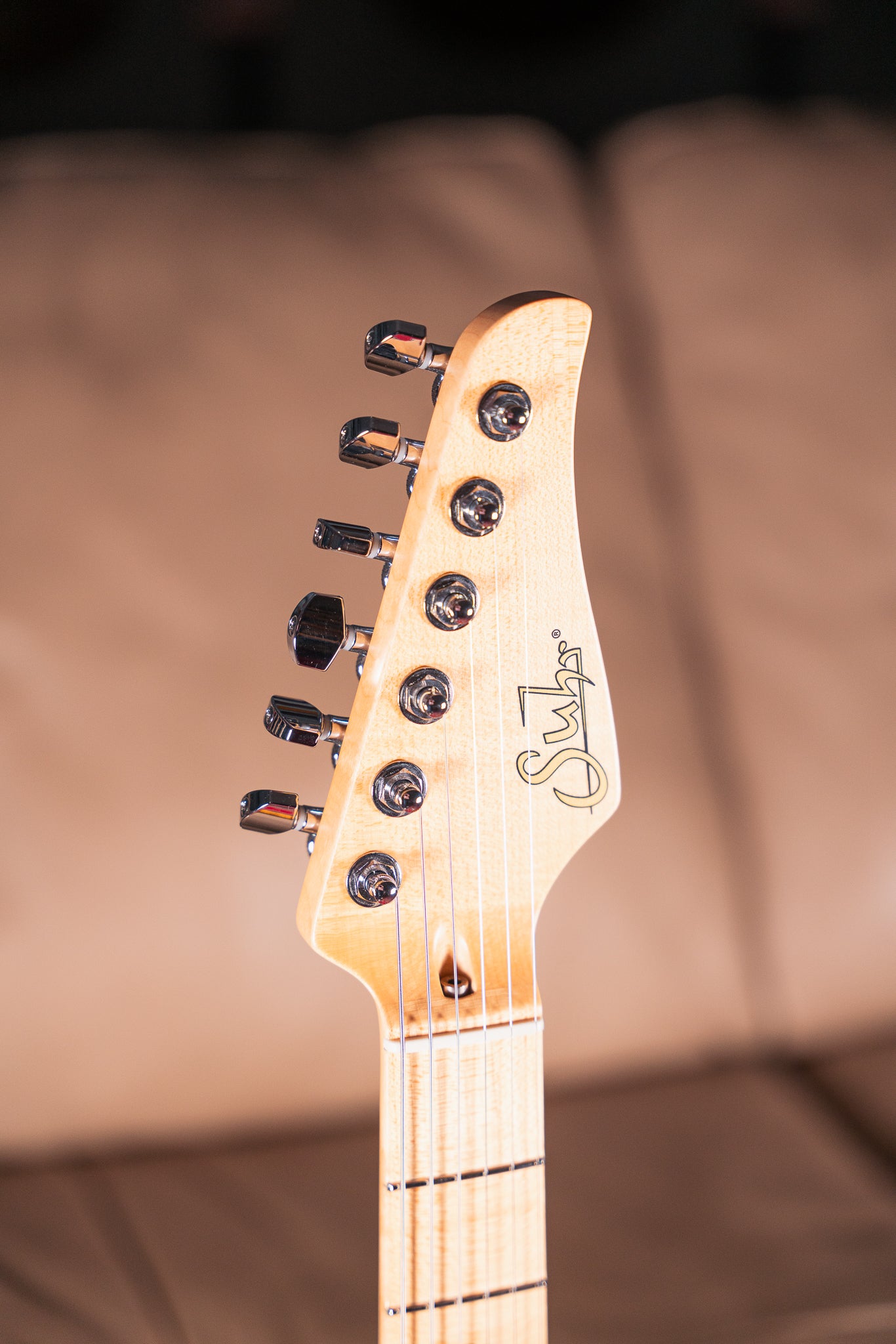 Suhr Classic T Antique in Trans Butterscotch – Lidgett Music