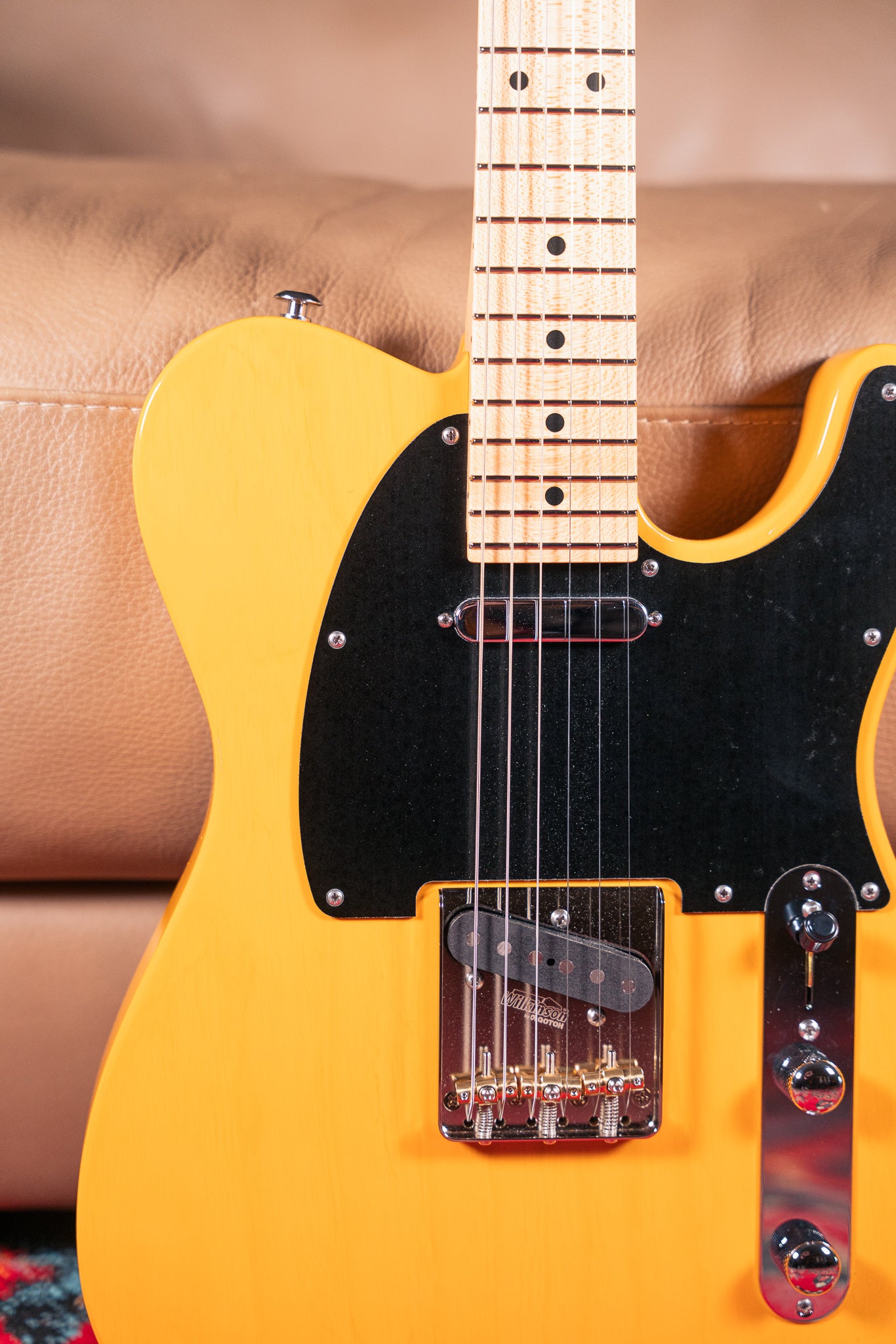 Suhr Classic T Antique in Trans Butterscotch