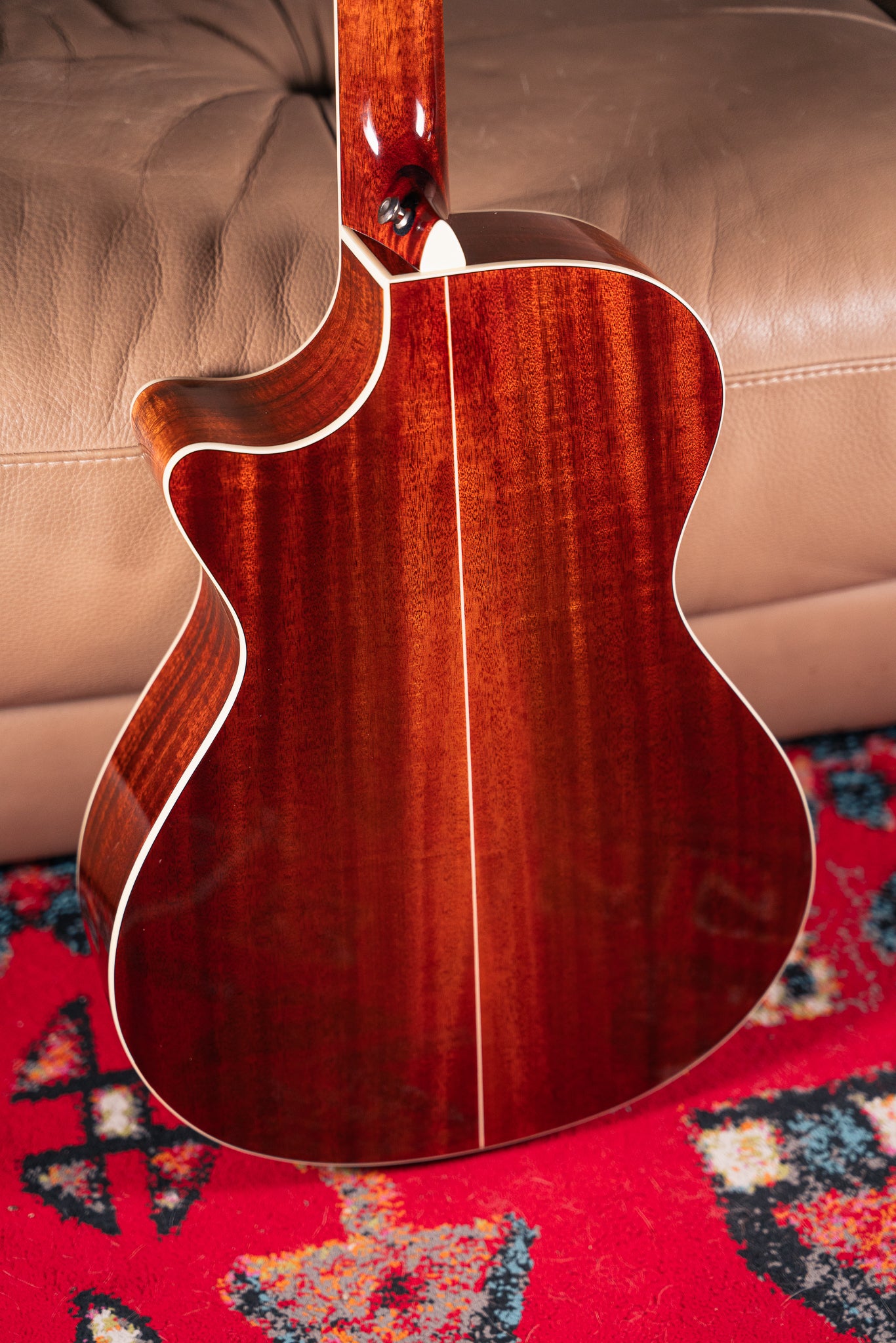 Eastman AC308CE-LTD, Pre-Owned