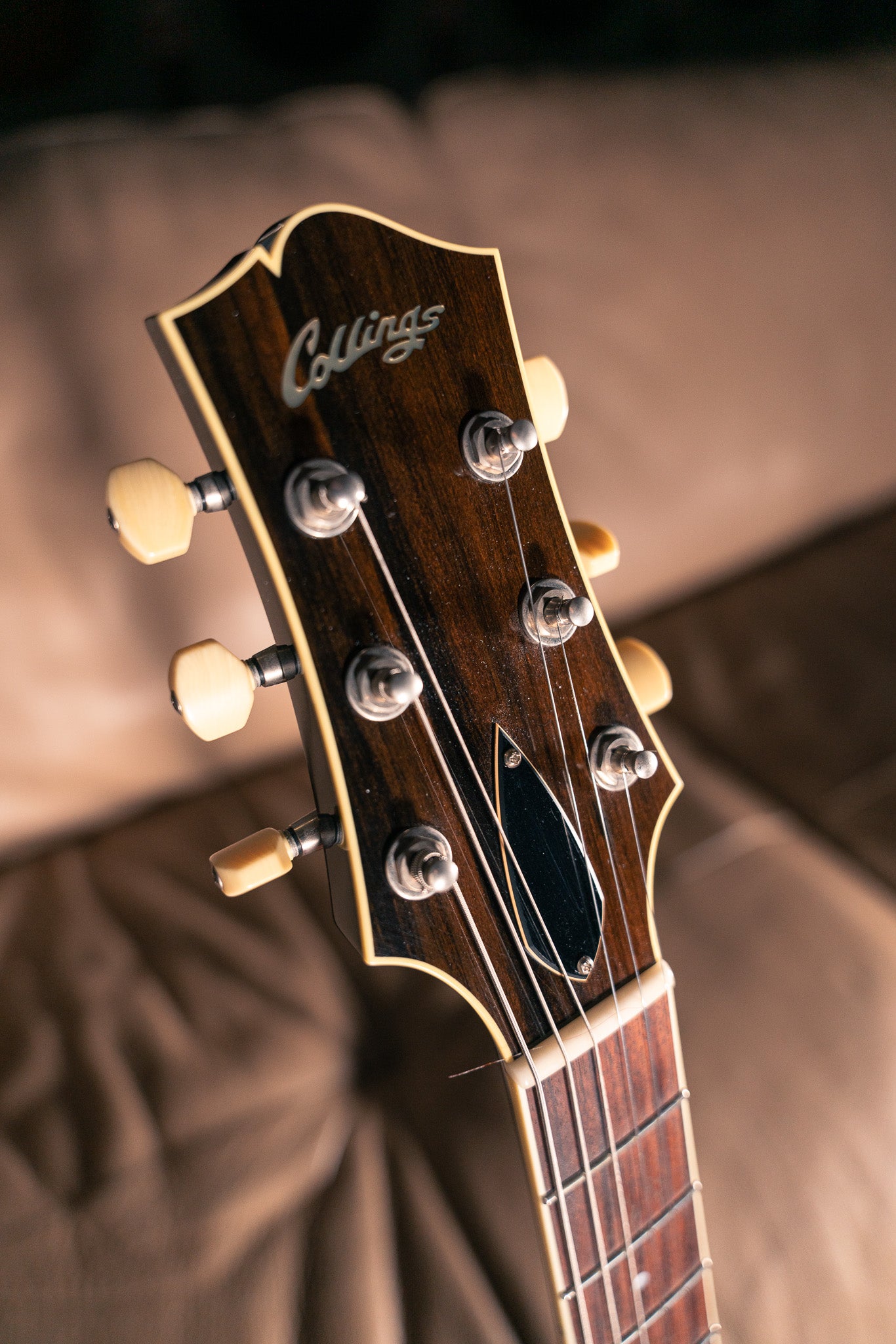 Collings I30 LC Aged w/ ThroBak Pickups in Black Pre-Owned