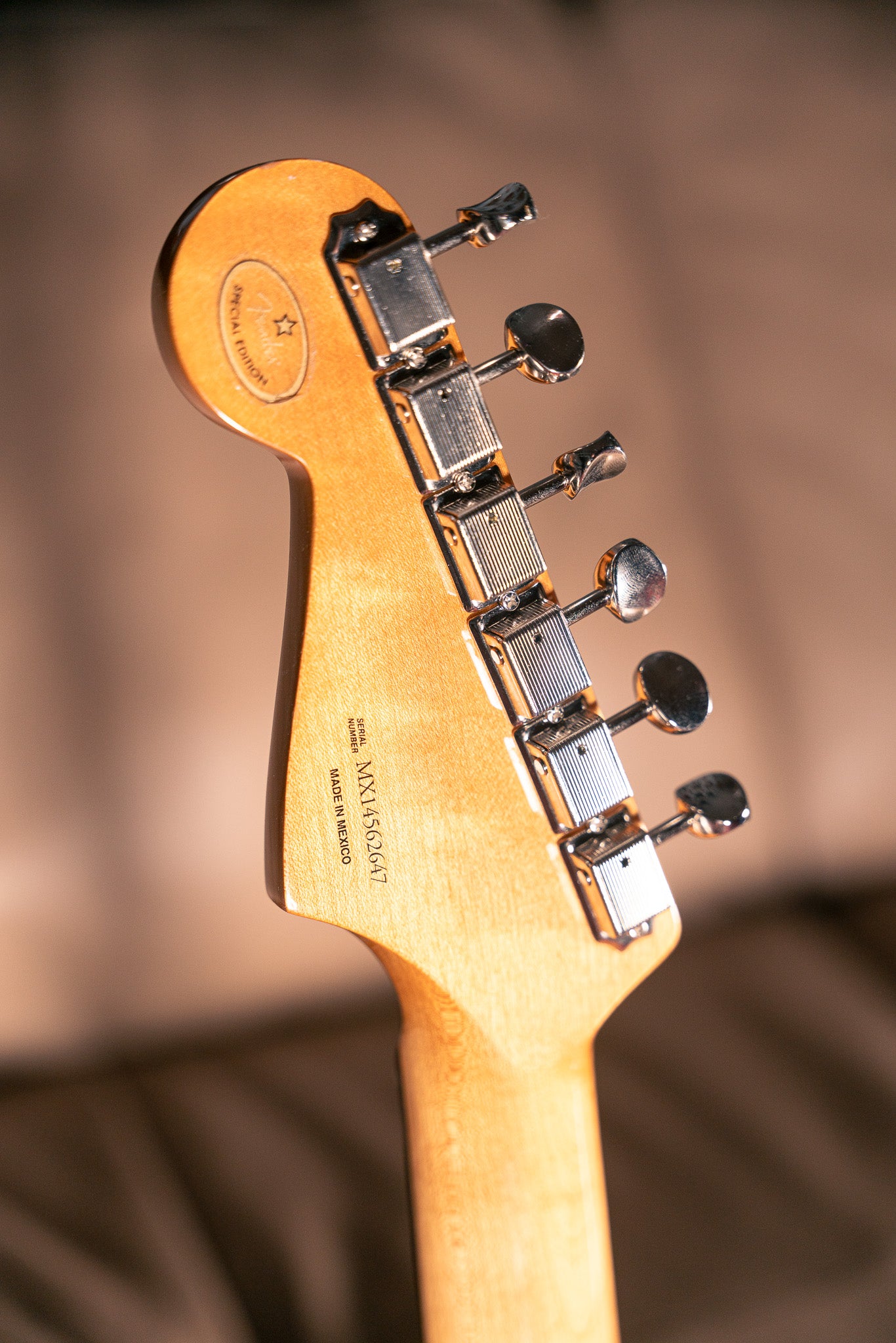 Fender Special Edition Classic Series 60s Stratocaster Canary Diamond Preowned