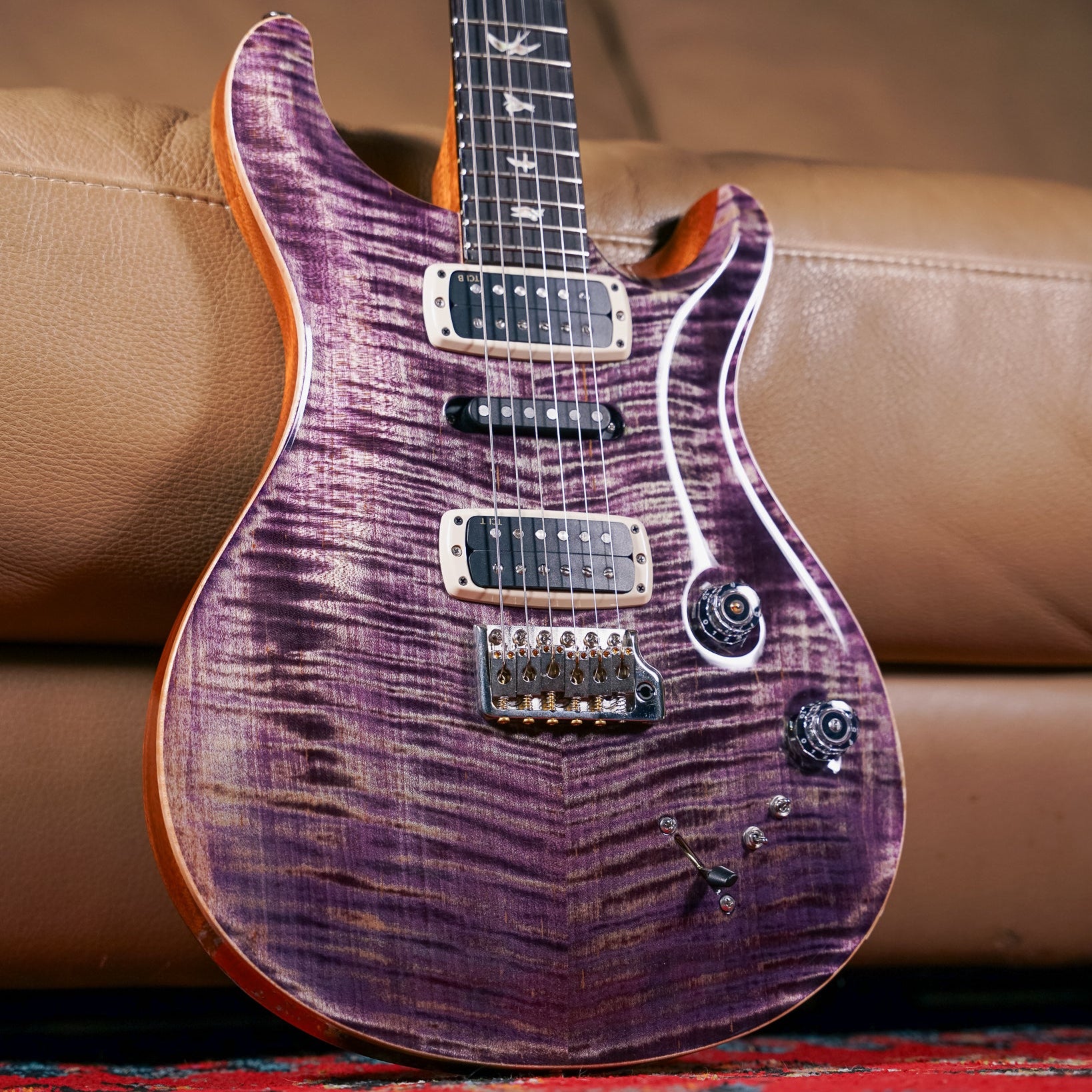 PRS Modern Eagle V in Aurora Borealis, Pre-Owned