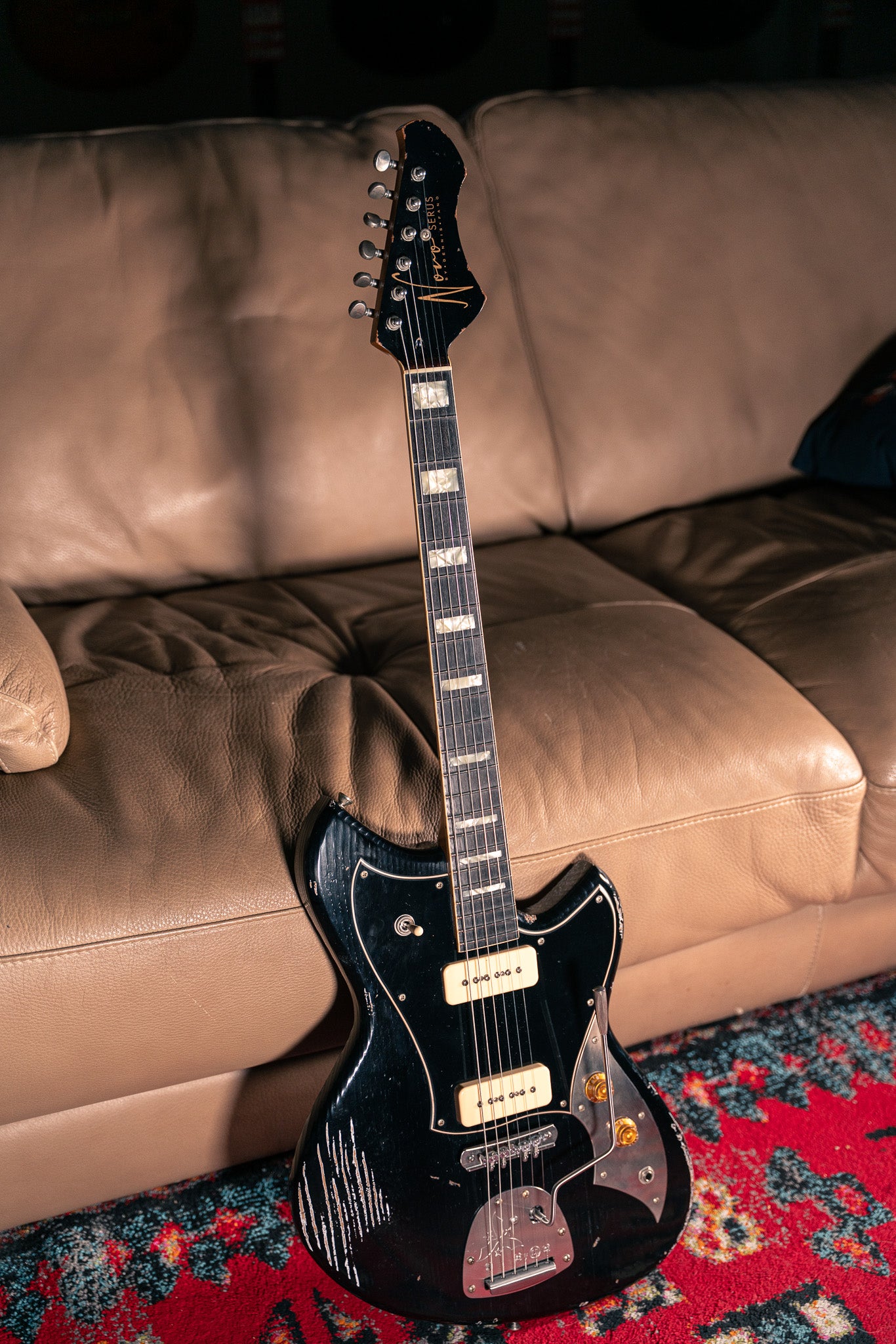 Novo Serus J in Bull Black