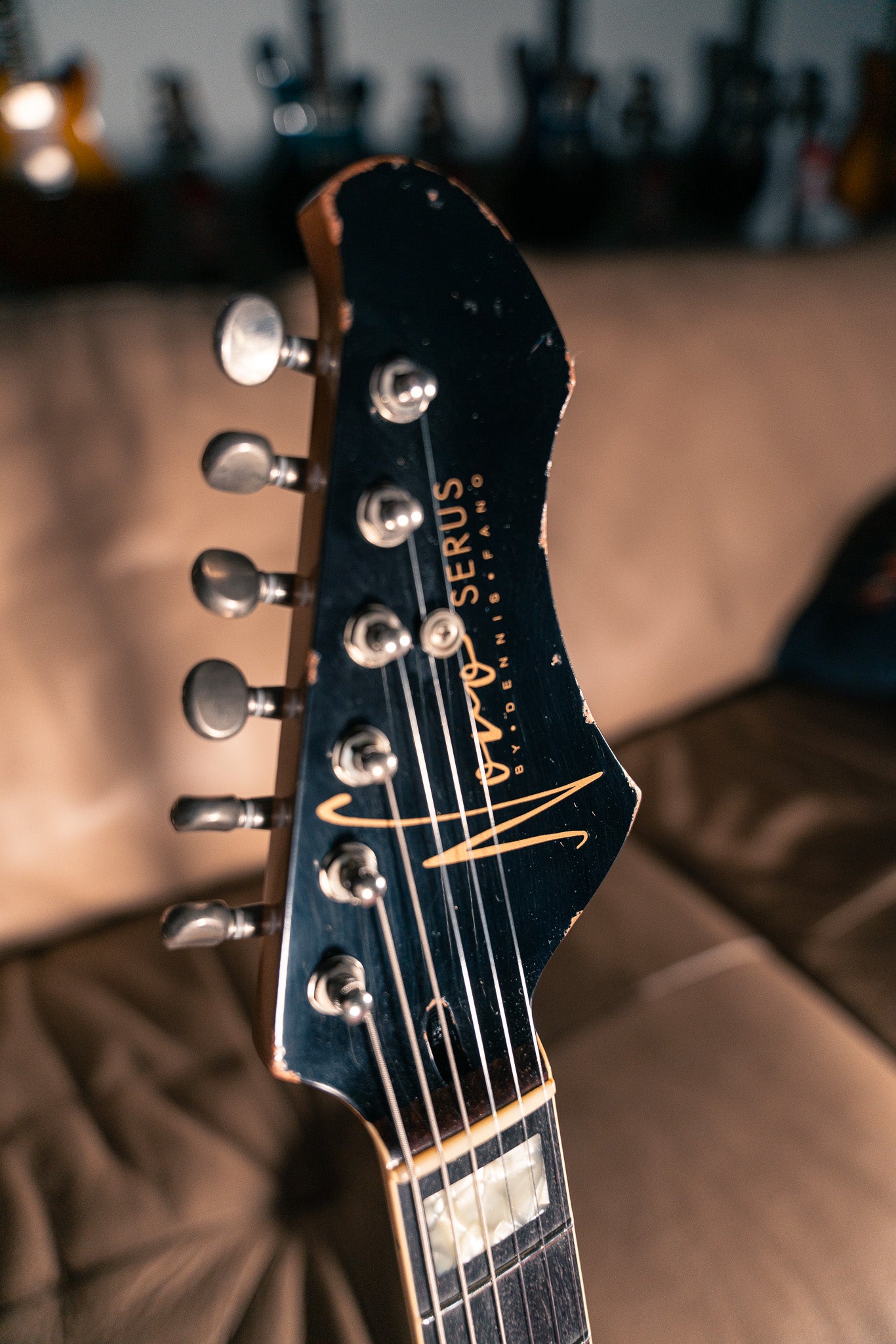 Novo Serus J in Bull Black