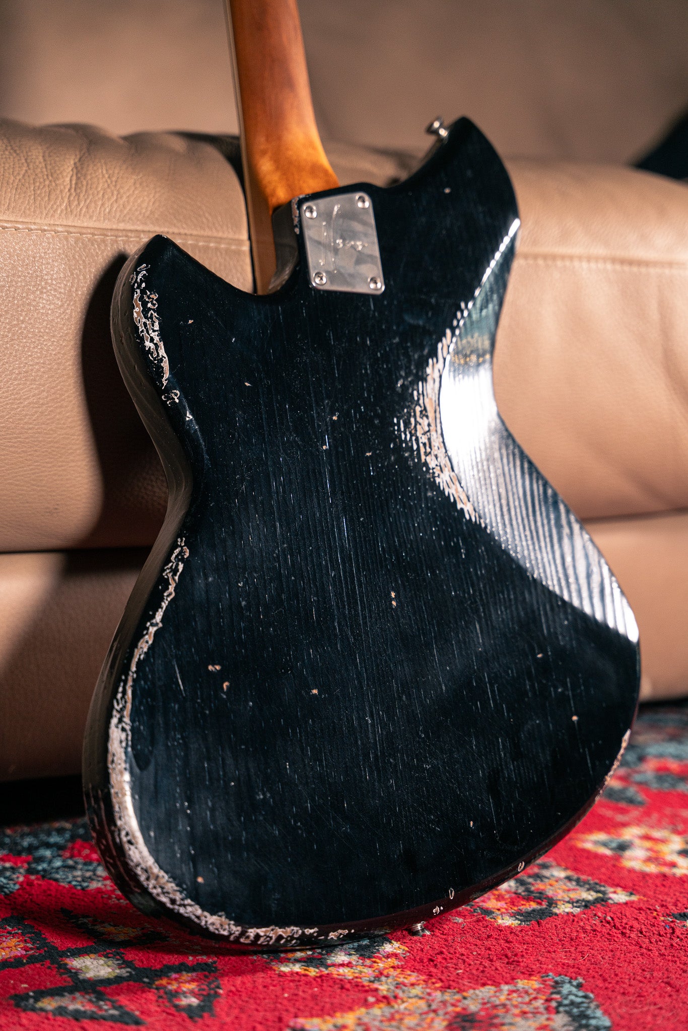 Novo Serus J in Bull Black