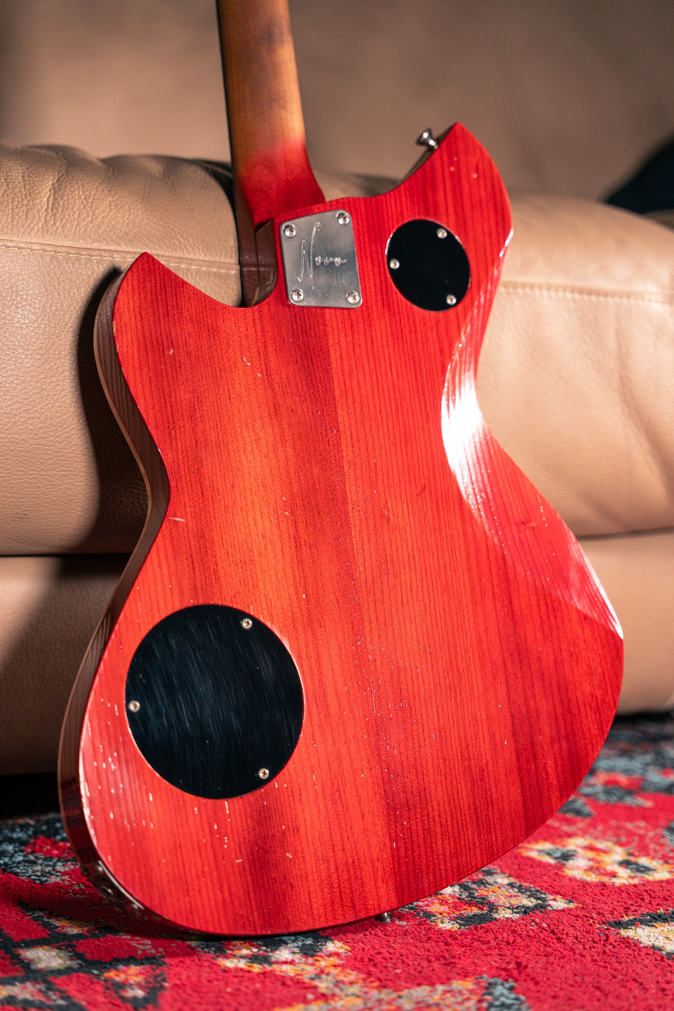 Novo Chambered Serus H2 Dealer Limited Faded Tea Burst/Faded Cherry Back & Sides