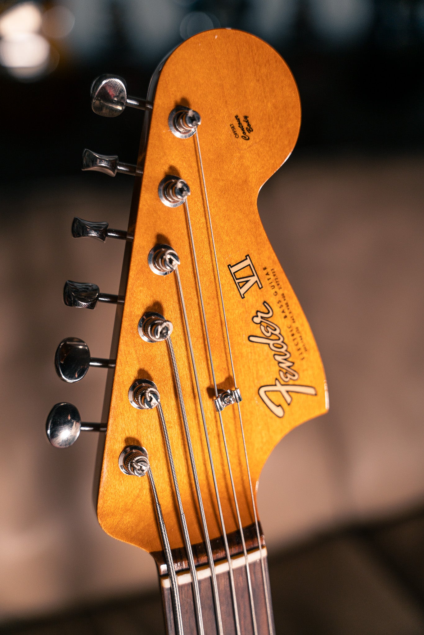 Fender  Vintera® III Early '60s Bass VI, Rosewood Fingerboard, 3-Color Sunburst