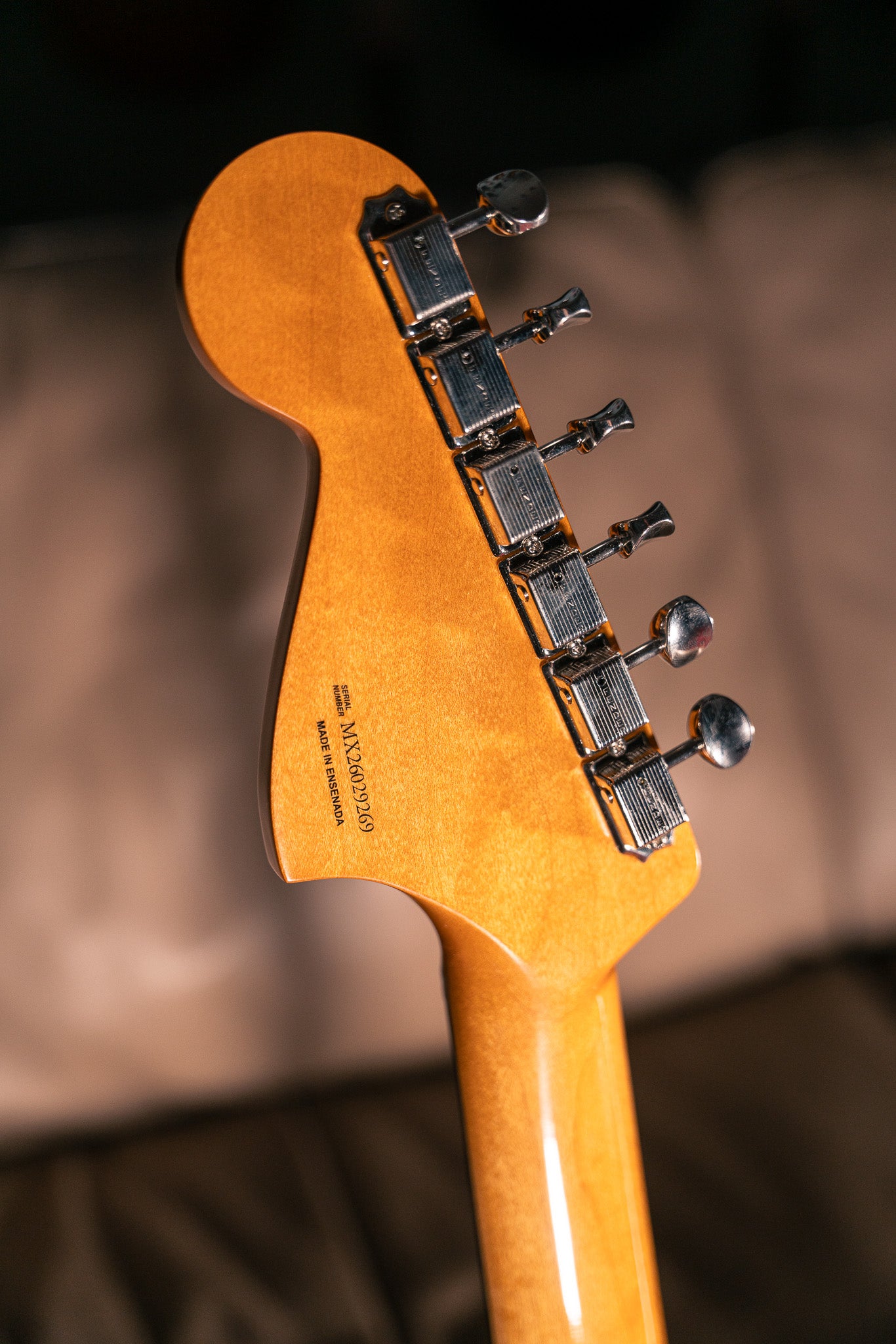 Fender  Vintera® III Early '60s Bass VI, Rosewood Fingerboard, 3-Color Sunburst