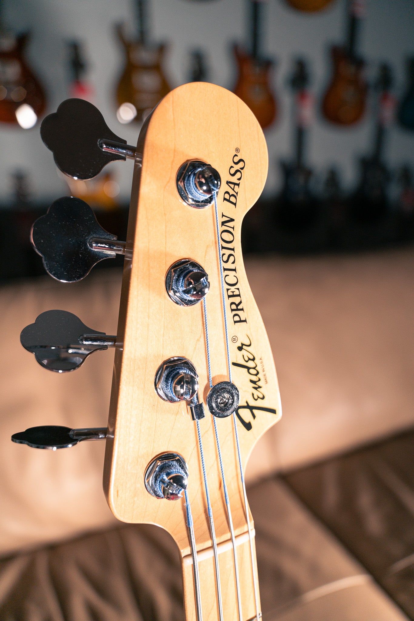 Fender American Deluxe Precision Bass MN Natural Ash Pre-Owned