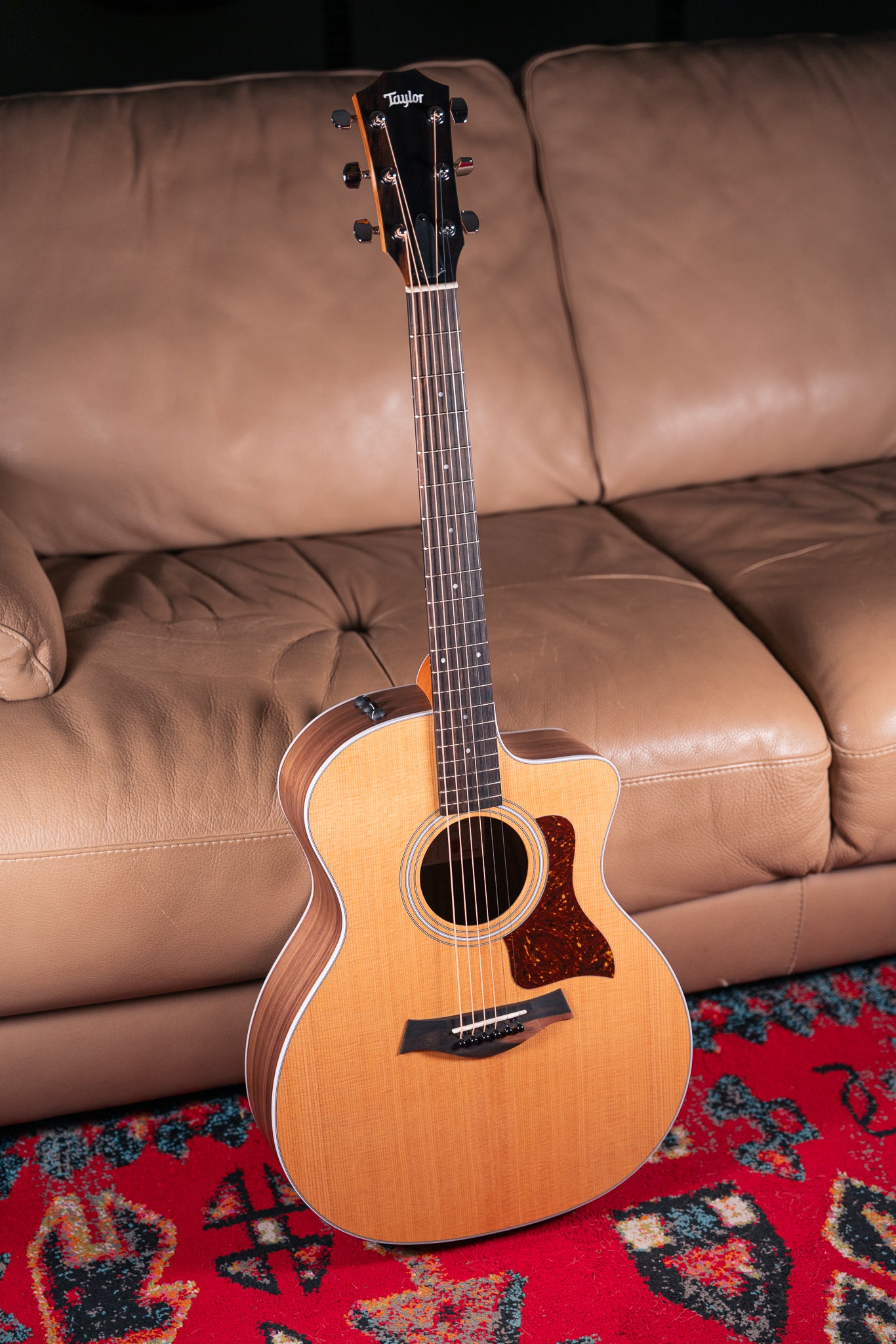 Taylor 214ce