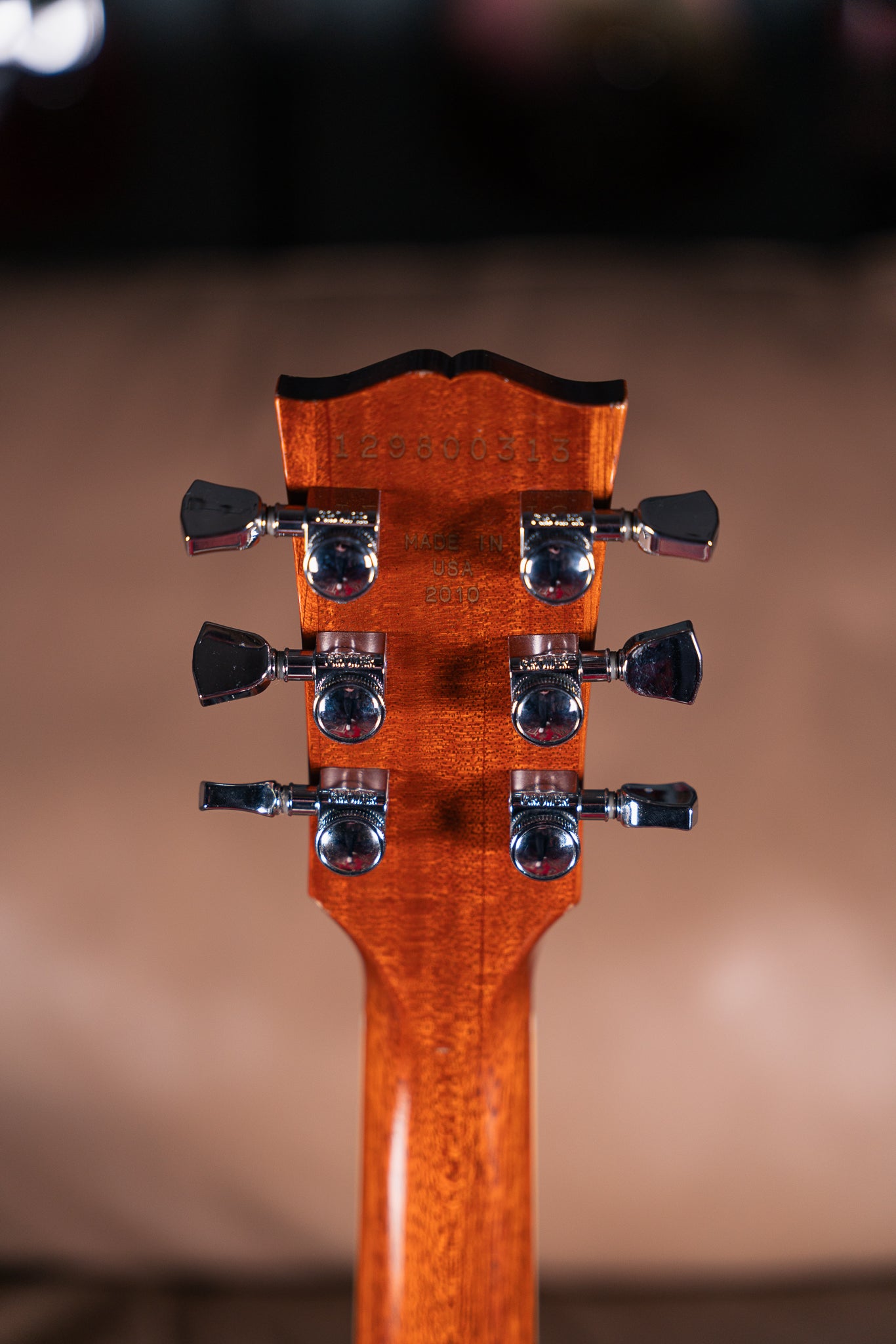 Gibson - 2010 - Les Paul Traditional Pro in Tobacco Sunburst