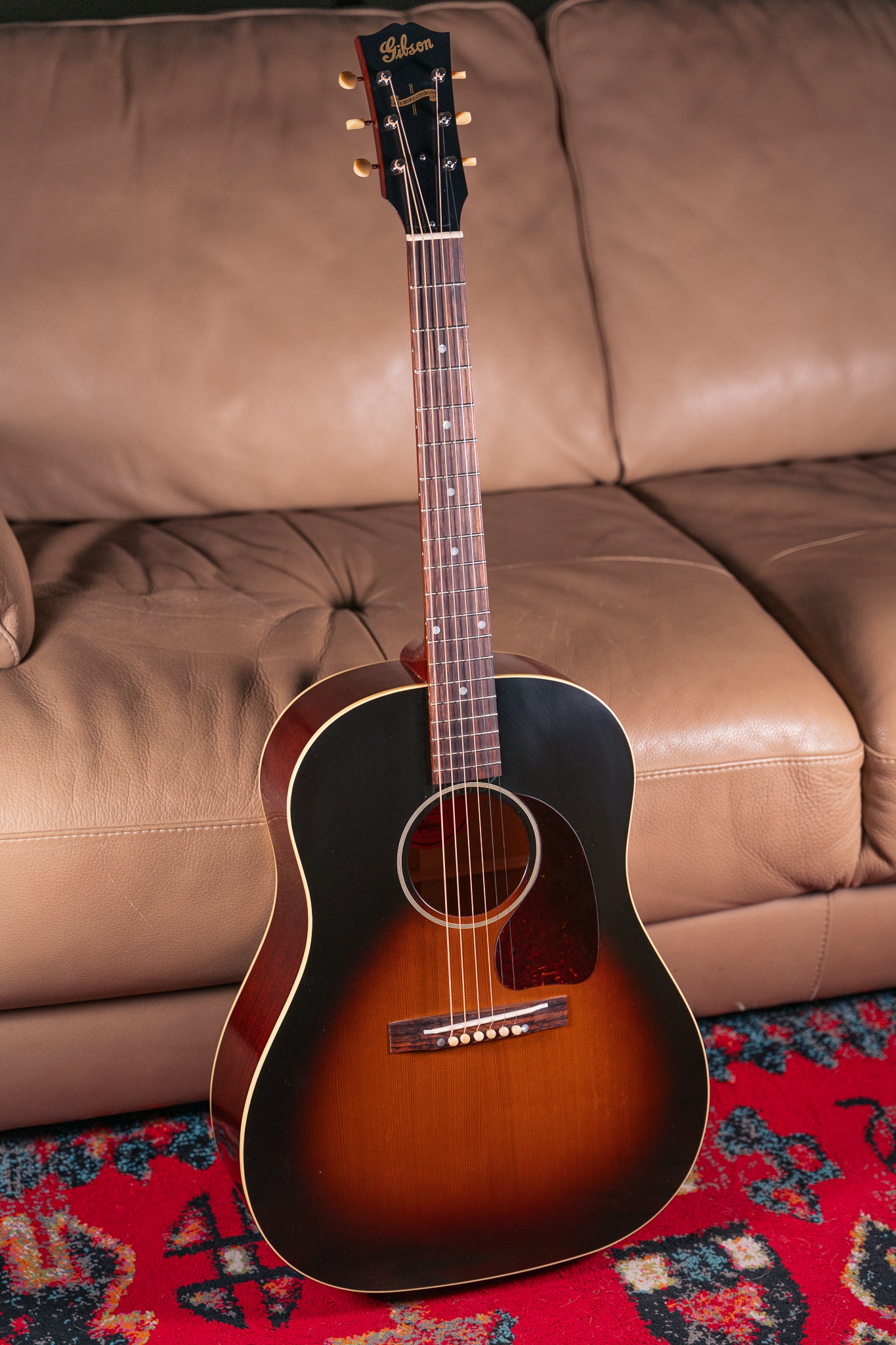 Gibson Custom '42 Banner J-45