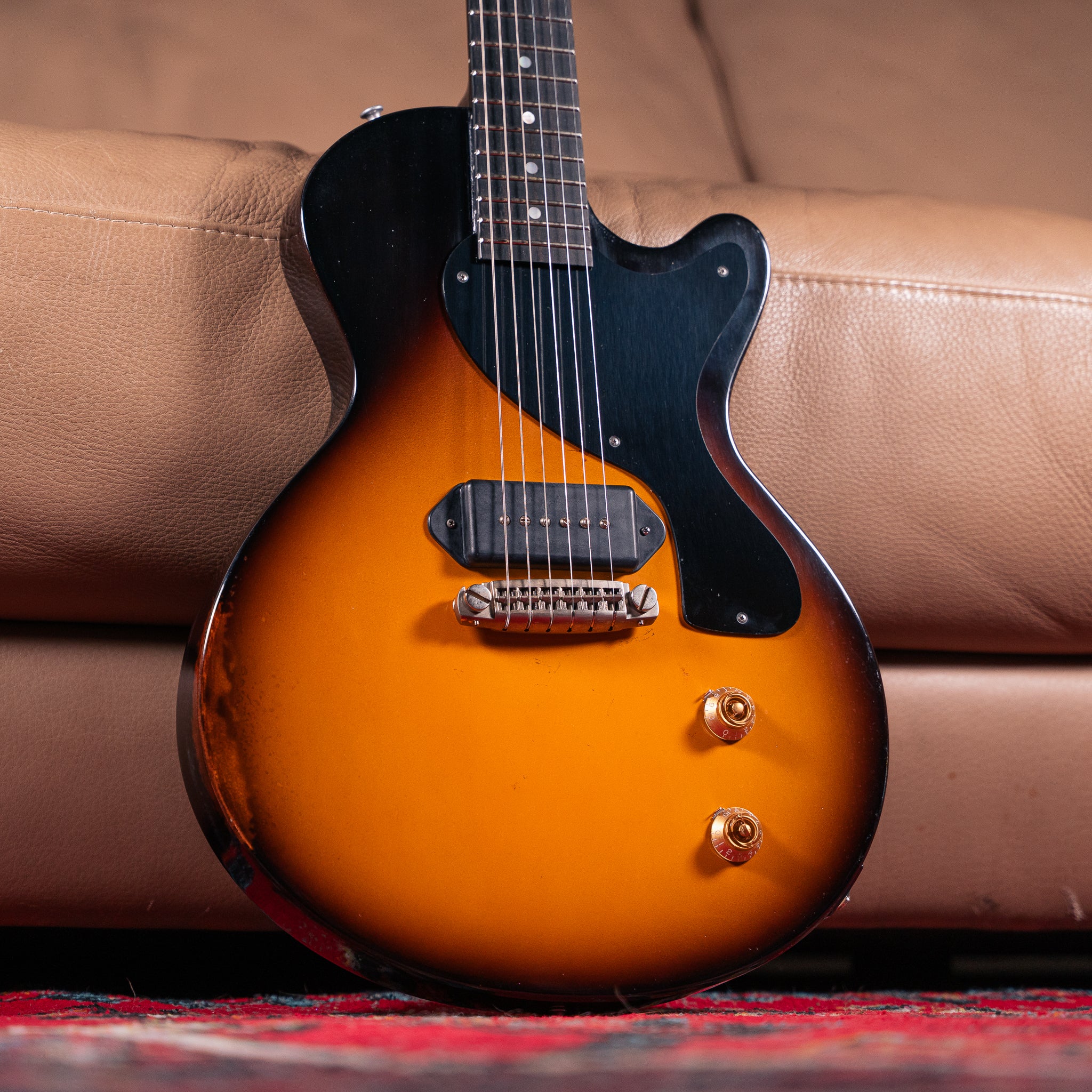 Eastman SB55/v in Antique Sunburst