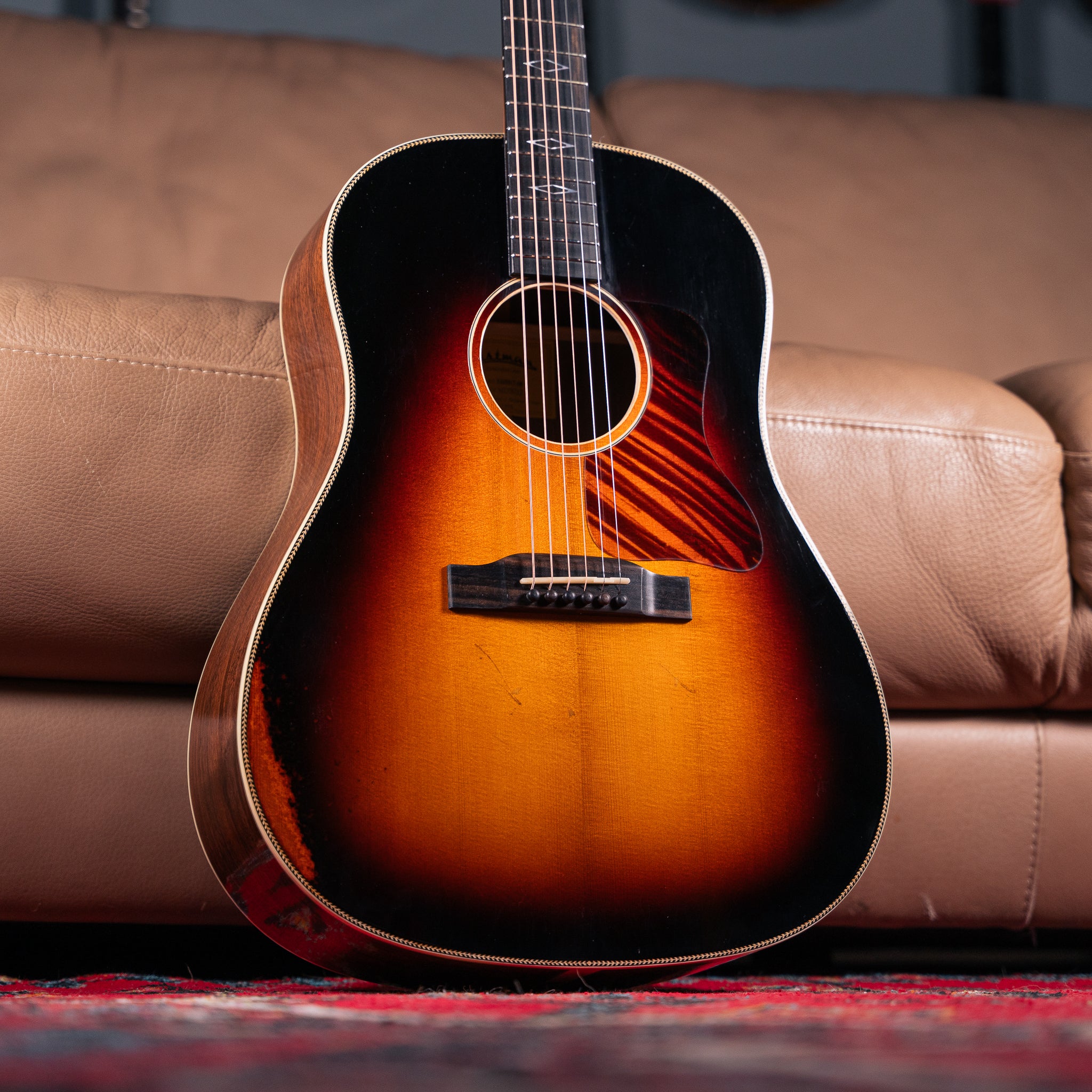 Eastman E22SS/v in Antique Sunburst