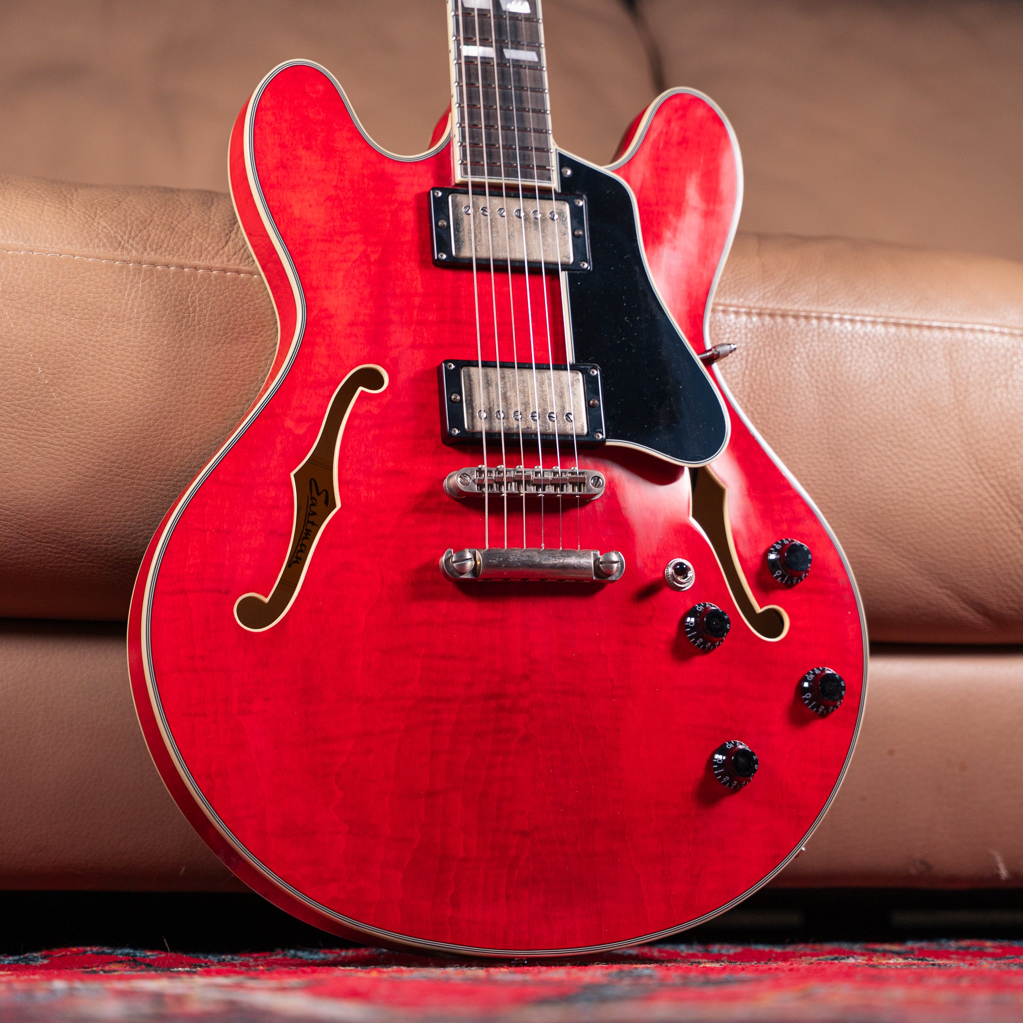 Eastman T59/v in Antique Red