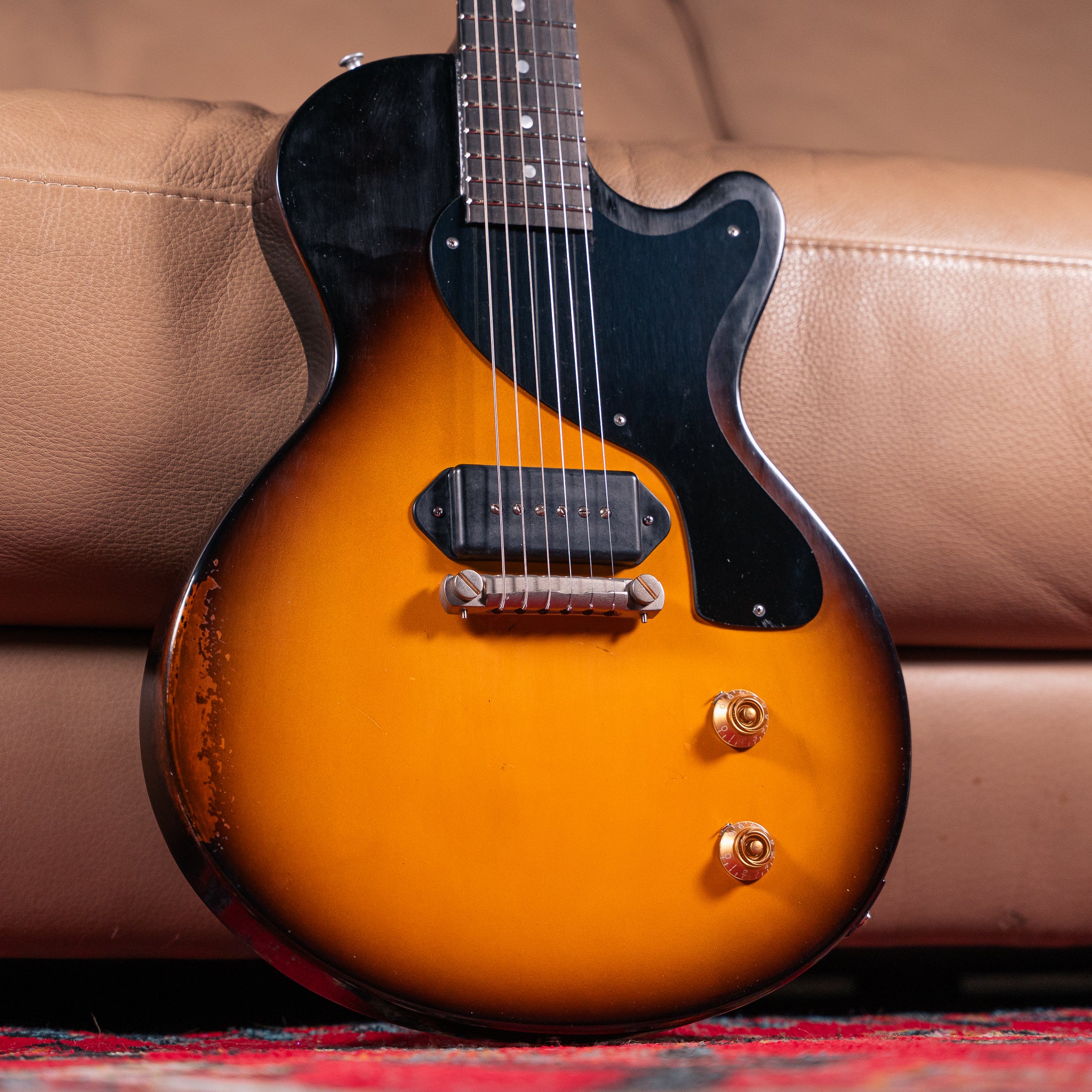 Eastman SB55/v in Antique Sunburst