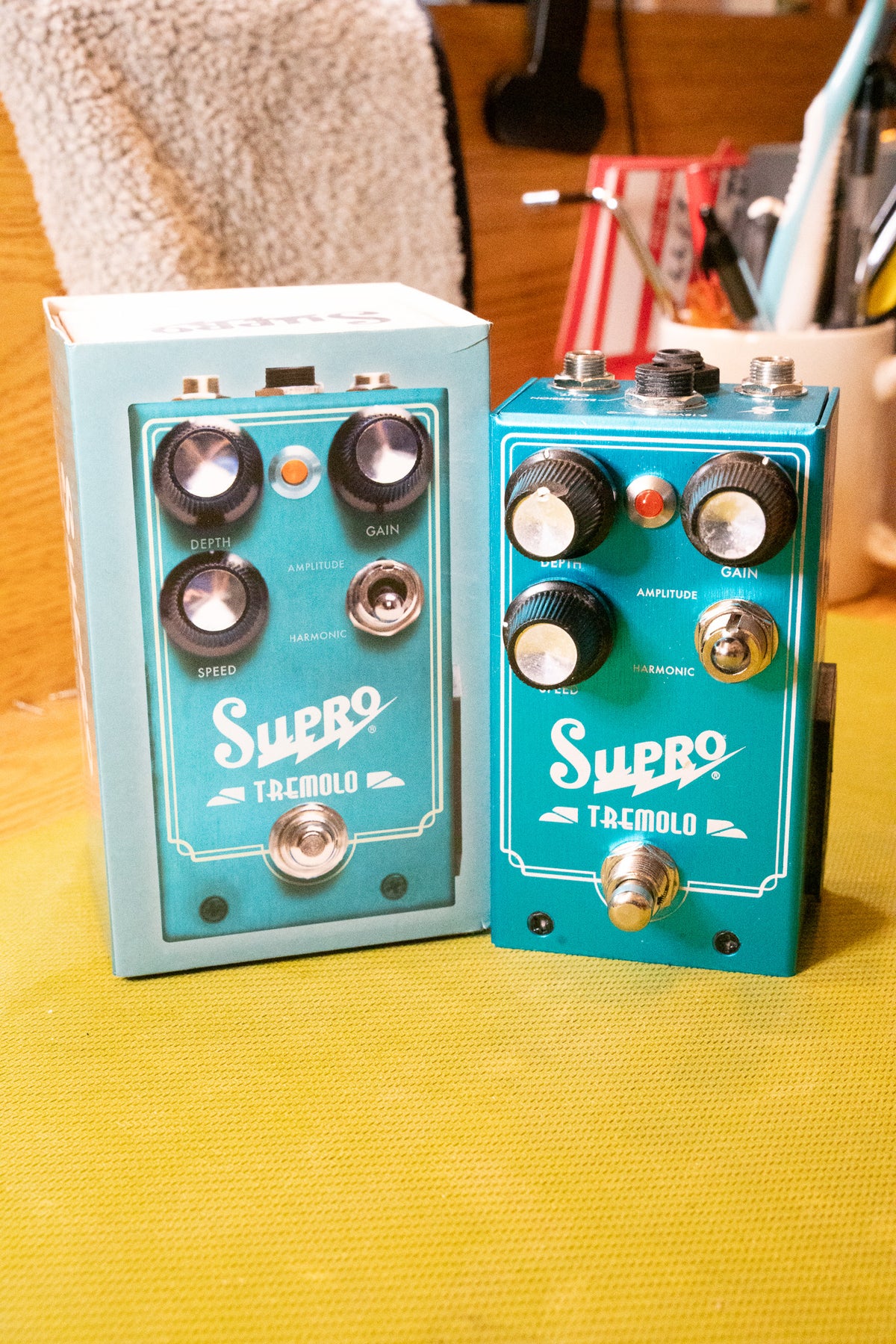 Supro 1310 Tremolo Pedal Pre-Owned