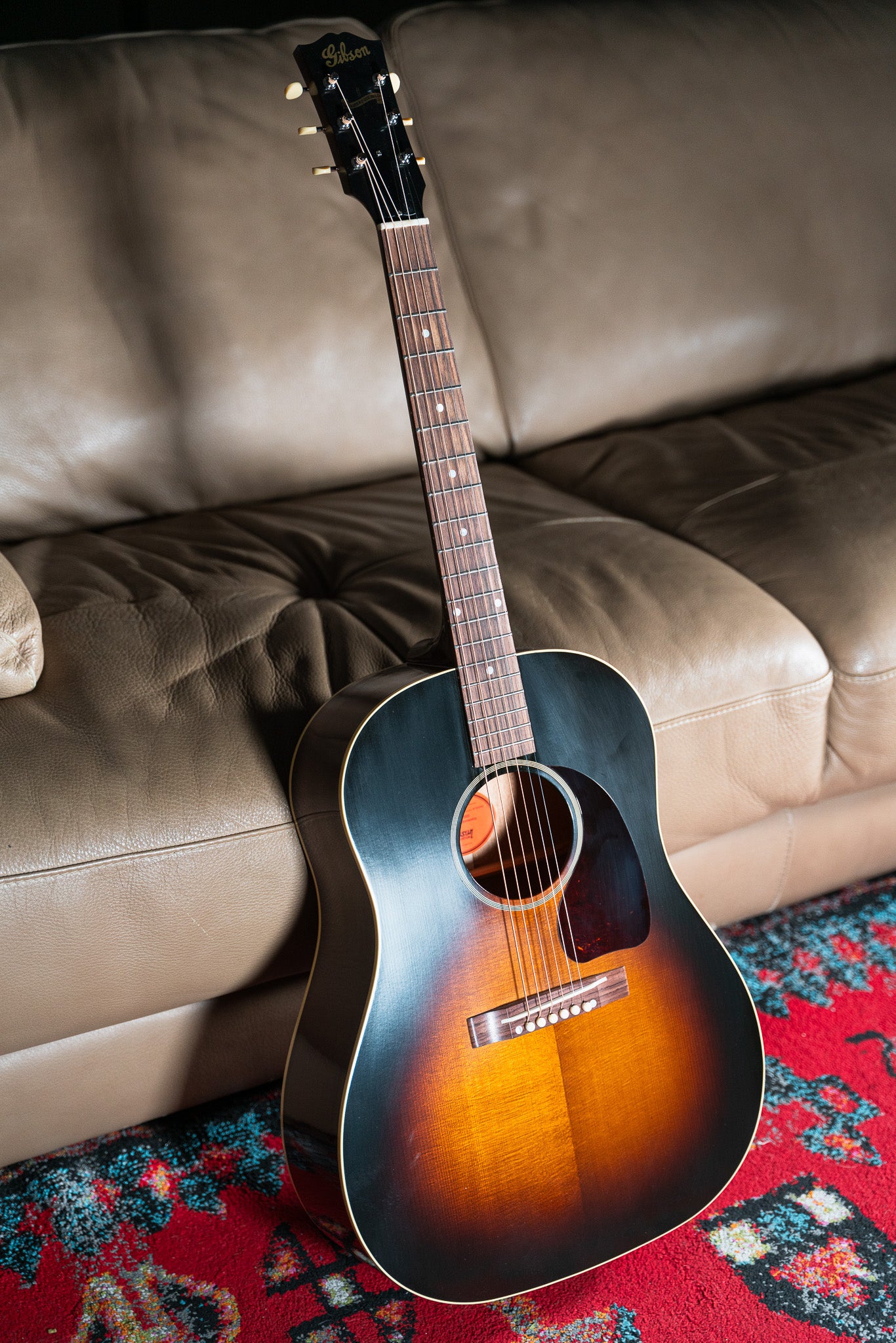 Gibson Custom 1942 Banner J-45 Reissue, Vintage Sunburst