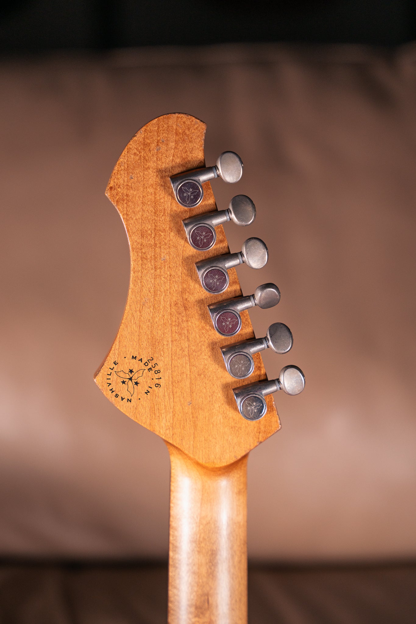 Novo Serus J in Candy Apple Orange