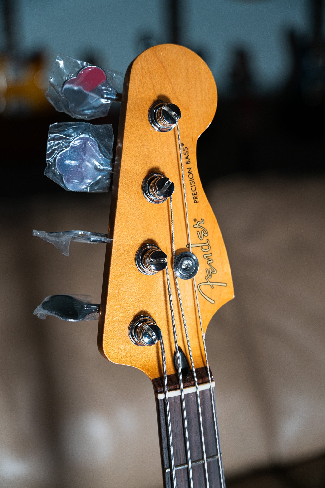 Fender 75th Anniversary Player II Sparkle Precision Bass, Rosewood Fingerboard