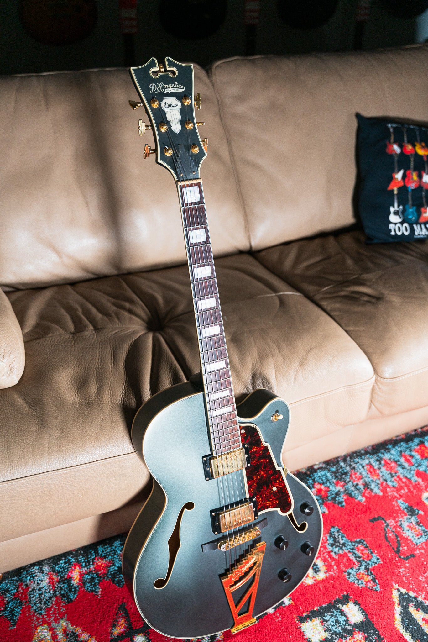 D’Angelico DLX-DH 11 Pre-Owned