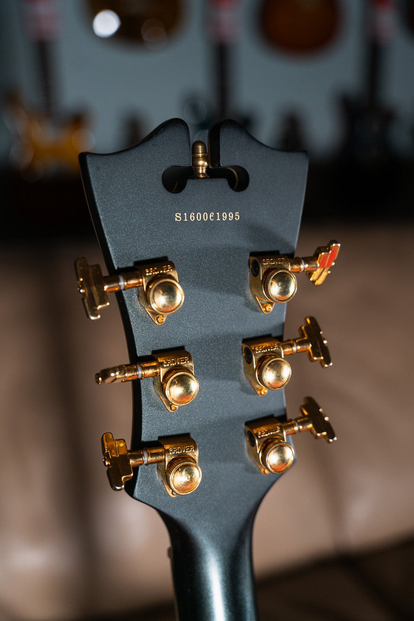 D’Angelico DLX-DH 11 Pre-Owned