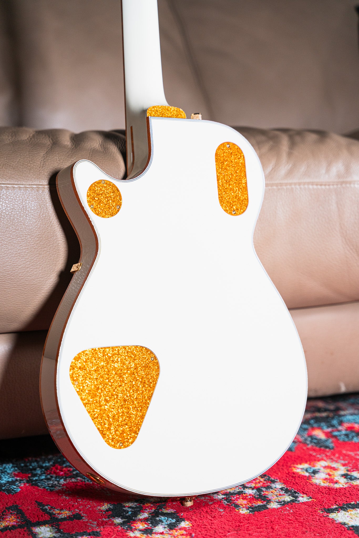 G6134T-58 Vintage Select ’58 Penguin™ with Bigsby® TV Jones® Vintage White Pre-Owned